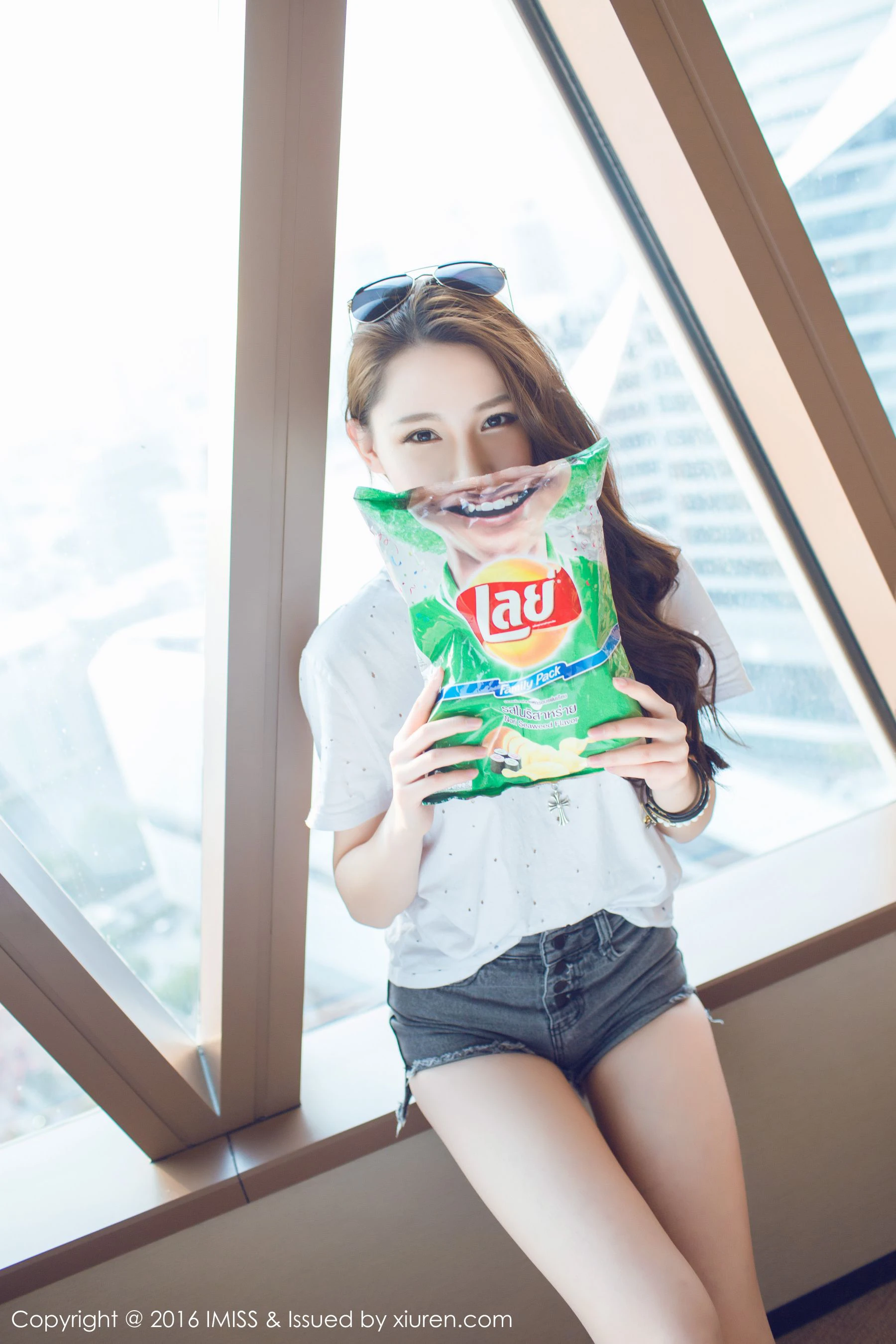 极品长腿美女@刘奕宁Lynn 爱蜜社IMiss Vol.080