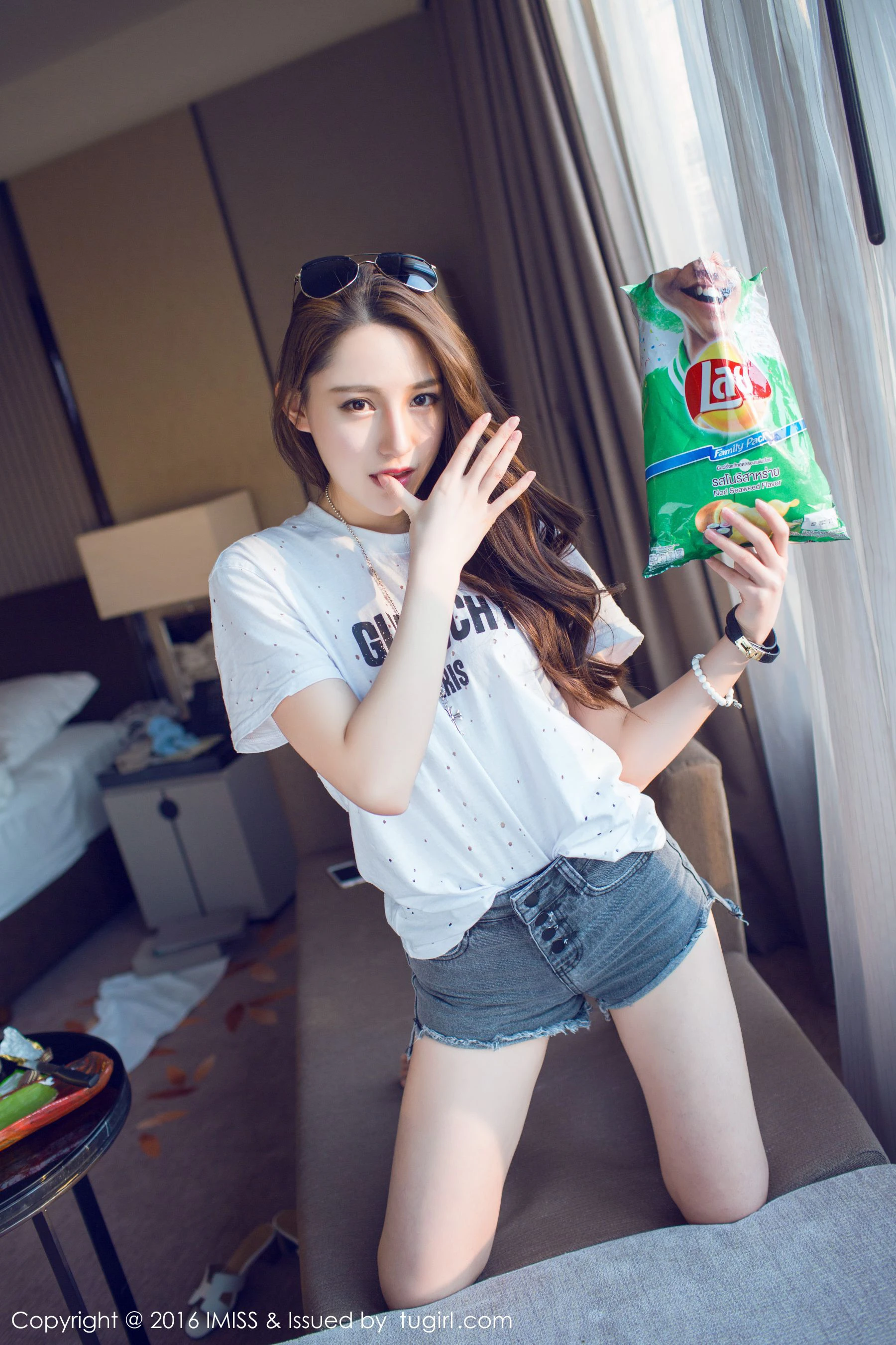 极品长腿美女@刘奕宁Lynn 爱蜜社IMiss Vol.080