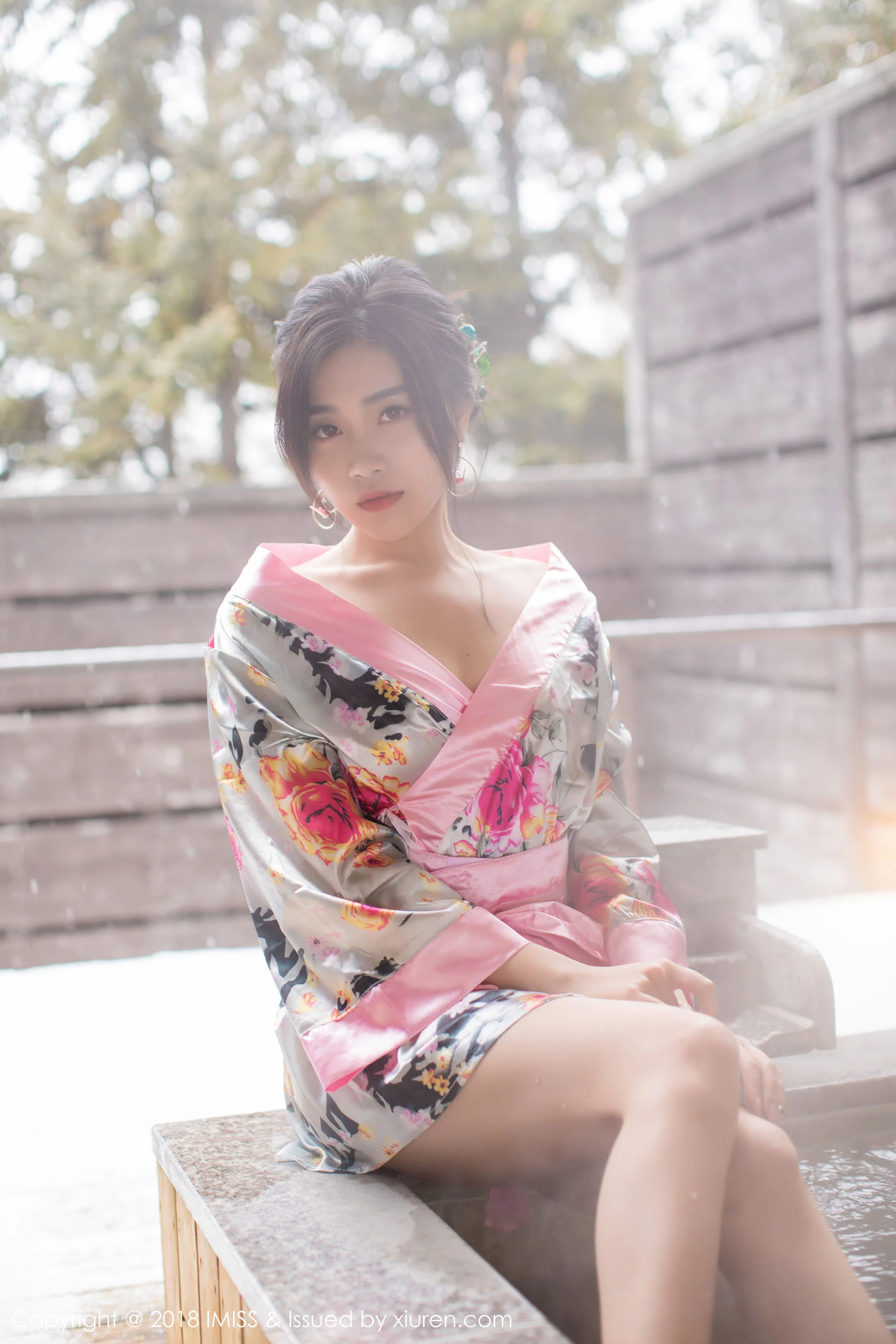 许诺Sabrina《浴池和服+蕾丝美腿》 爱蜜社IMiss Vol.221