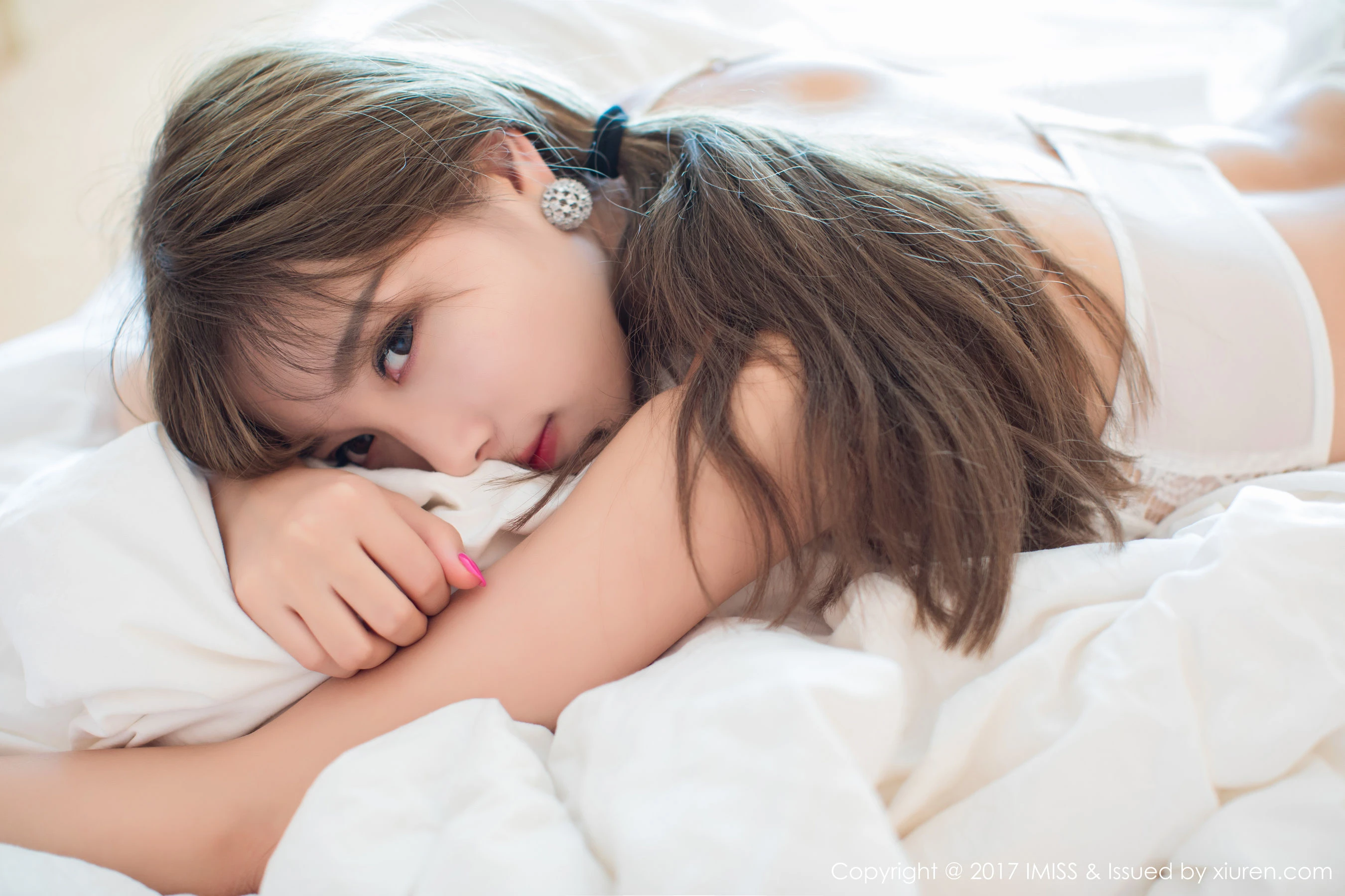 杨晨晨sugar《蕾丝网袜与性感比基尼》 爱蜜社IMiss Vol.183