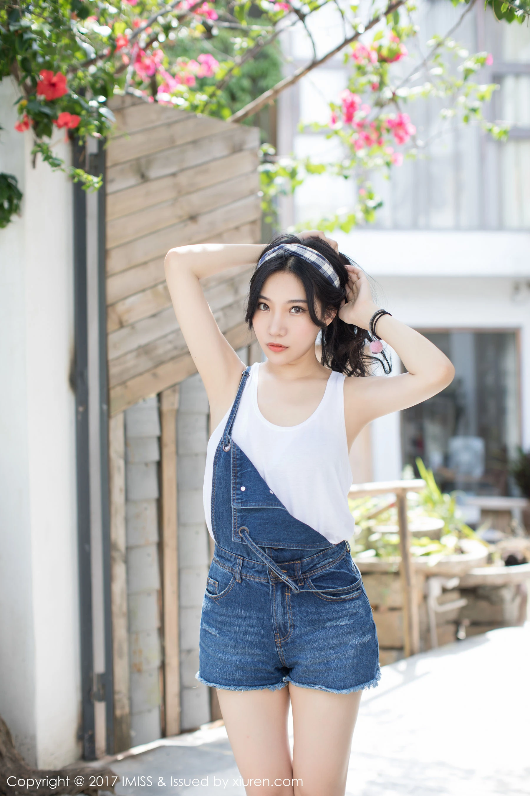 小狐狸Sica《牛仔短裤小清新系列》 爱蜜社 VOL.180