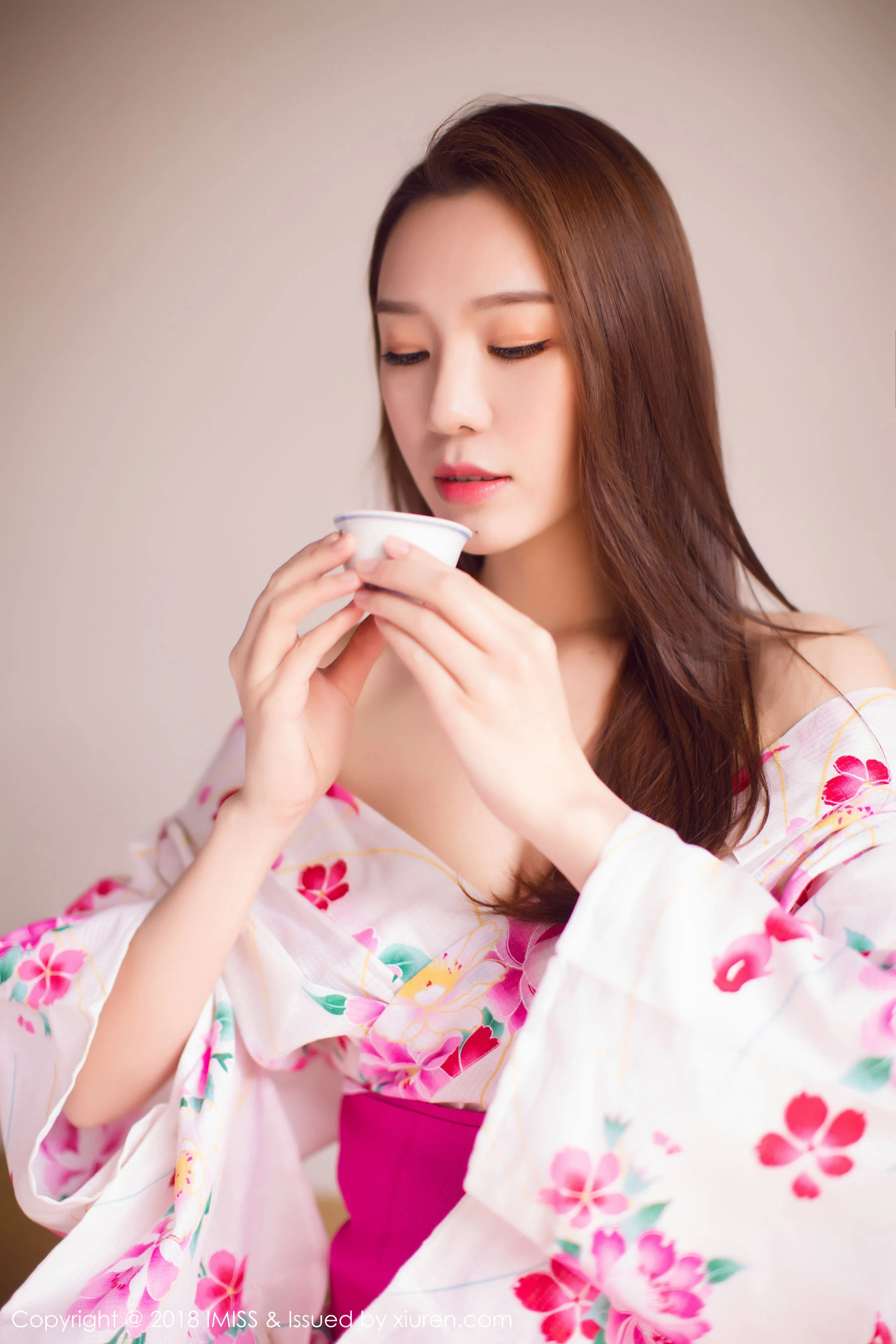 新人模特katrina《首套写真》 爱蜜社IMiss Vol.252