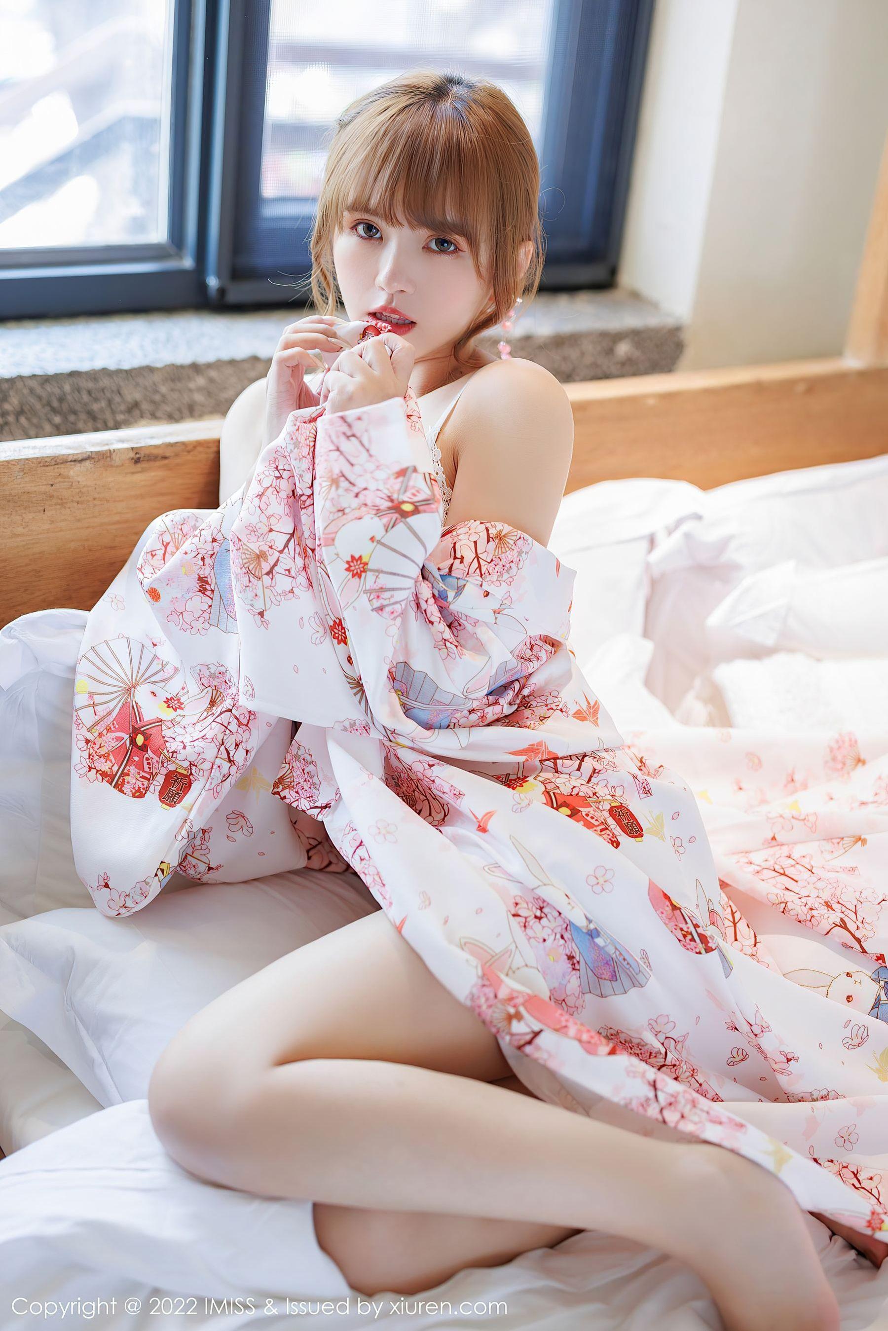 爱蜜社 VOL.676 张思允Nice 蕾丝内衣美胸写真