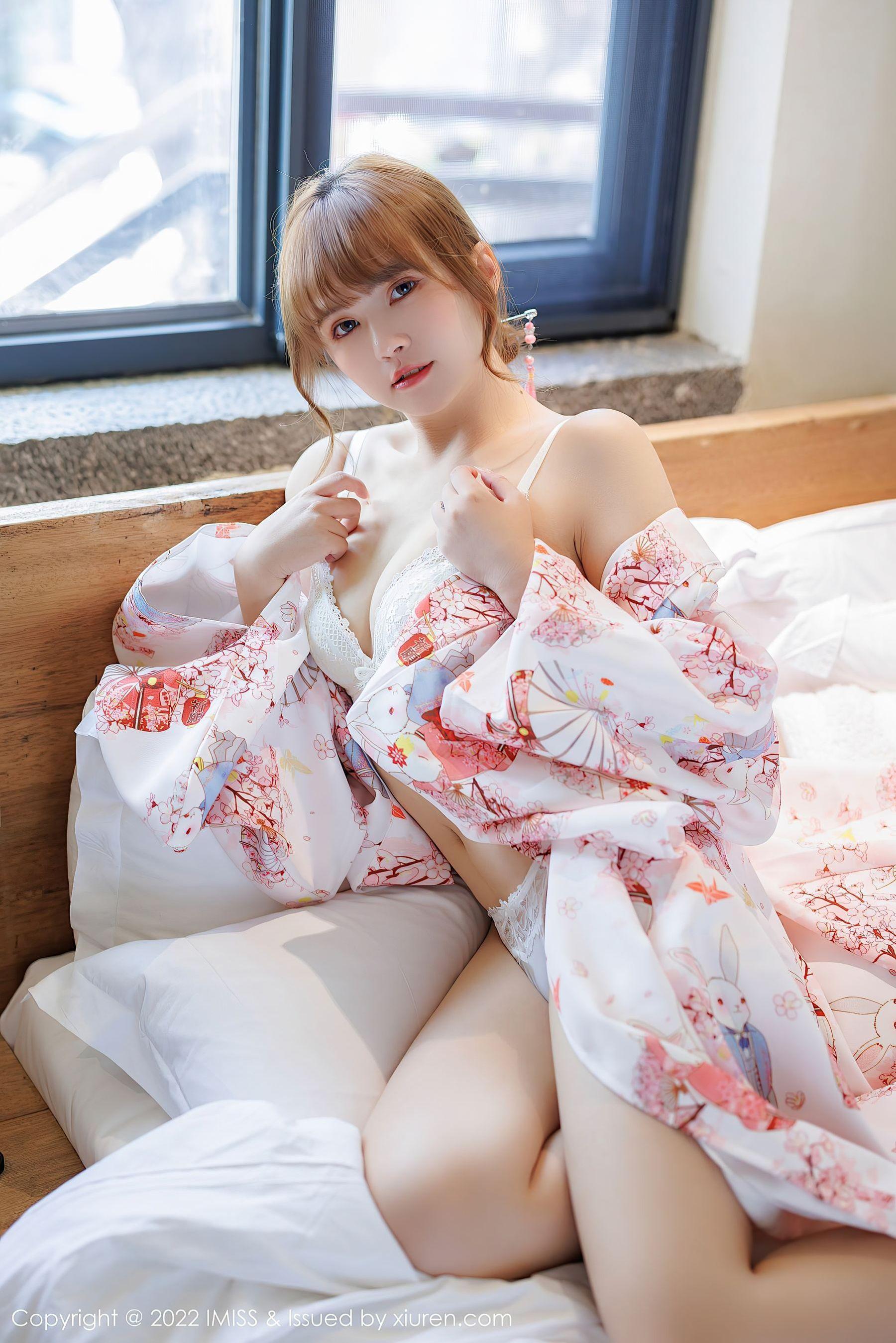 爱蜜社 VOL.676 张思允Nice 蕾丝内衣美胸写真