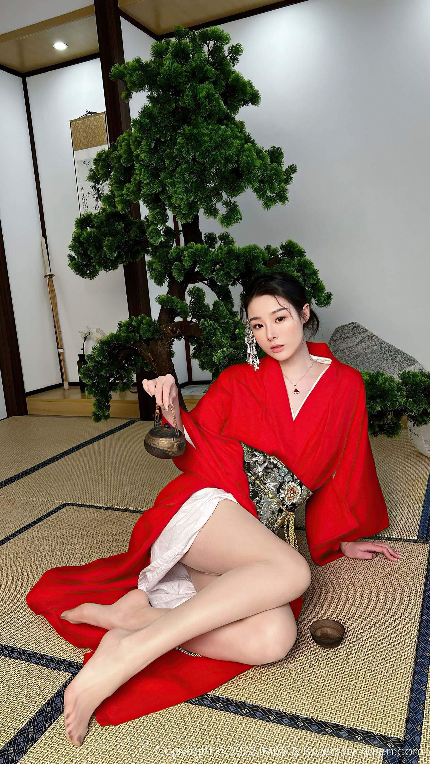 爱蜜社 VOL.669 逗逗doudou 和服美腿