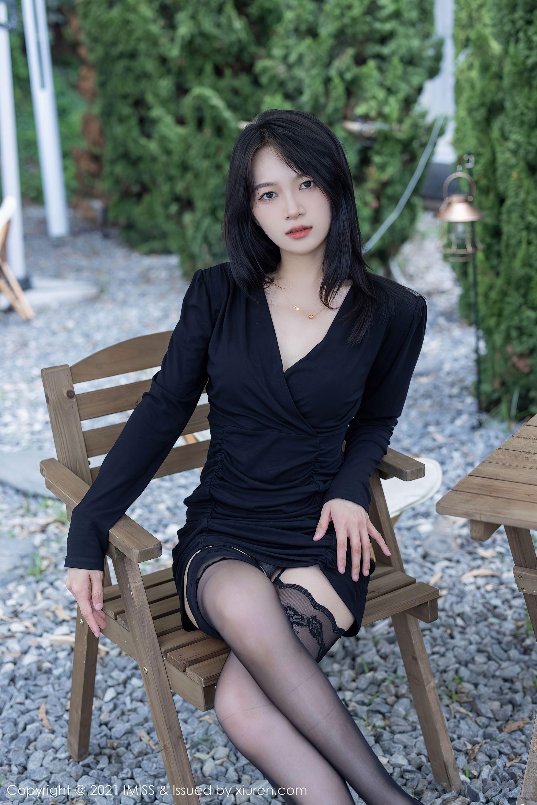 爱蜜社IMiss Vol.643 @Lynn刘奕宁 @Rossi 合集