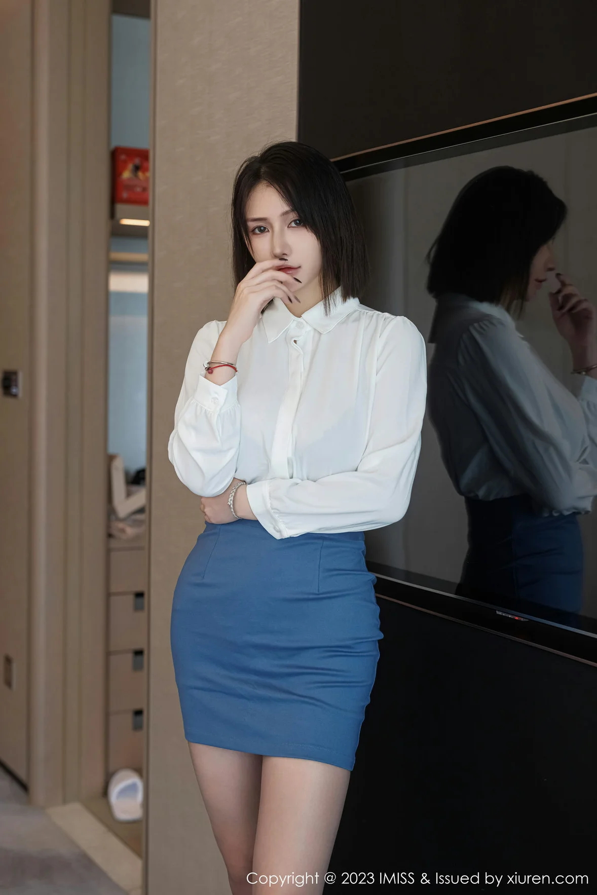 爱蜜社 Vol.737 Evon陈赞之 黑色蕾丝内衣最新性感写真 [59P]