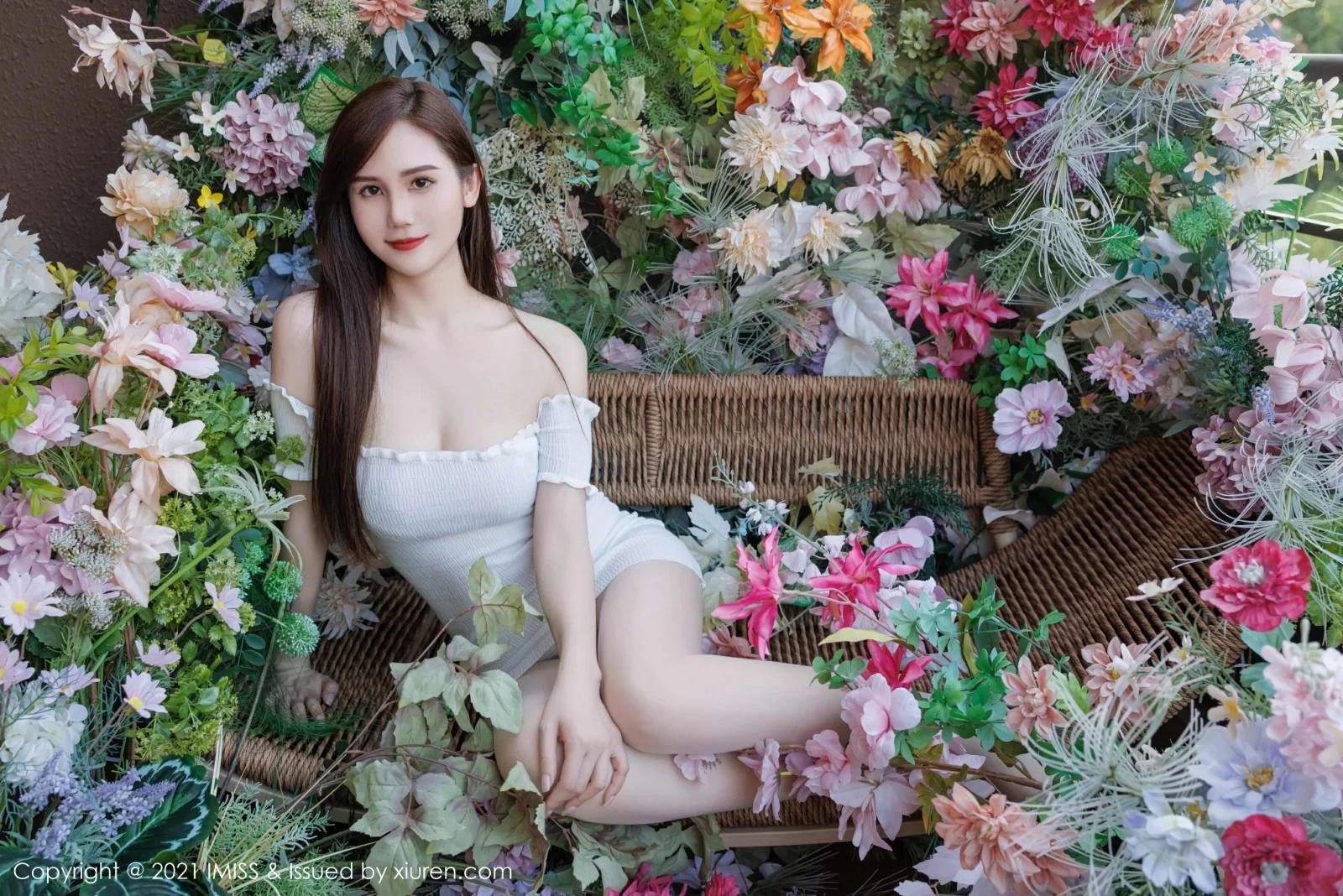 爱蜜社 VOL.761 SISY思 [43P]