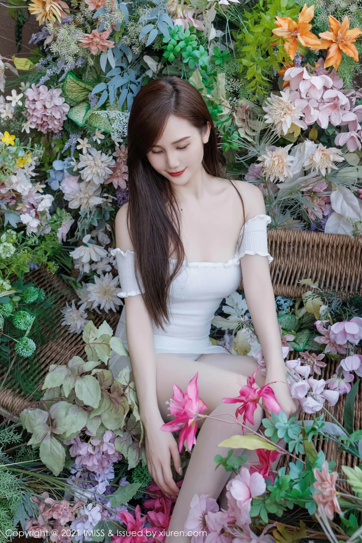 爱蜜社 VOL.761 SISY思 [43P]