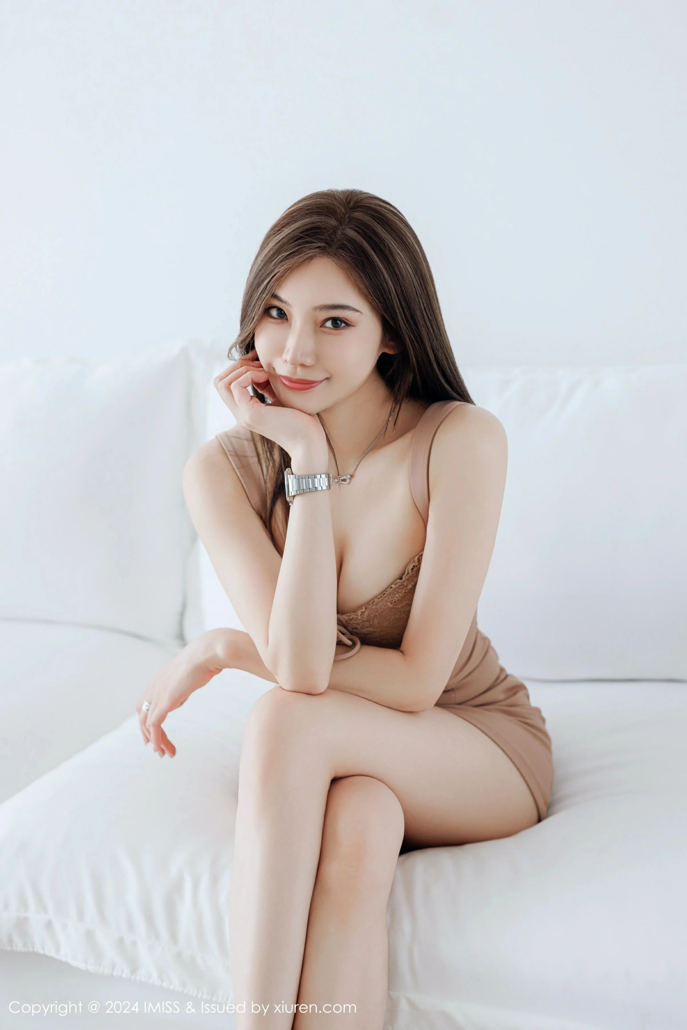 爱蜜社 VOL.775 小狐狸Kathryn [53P]