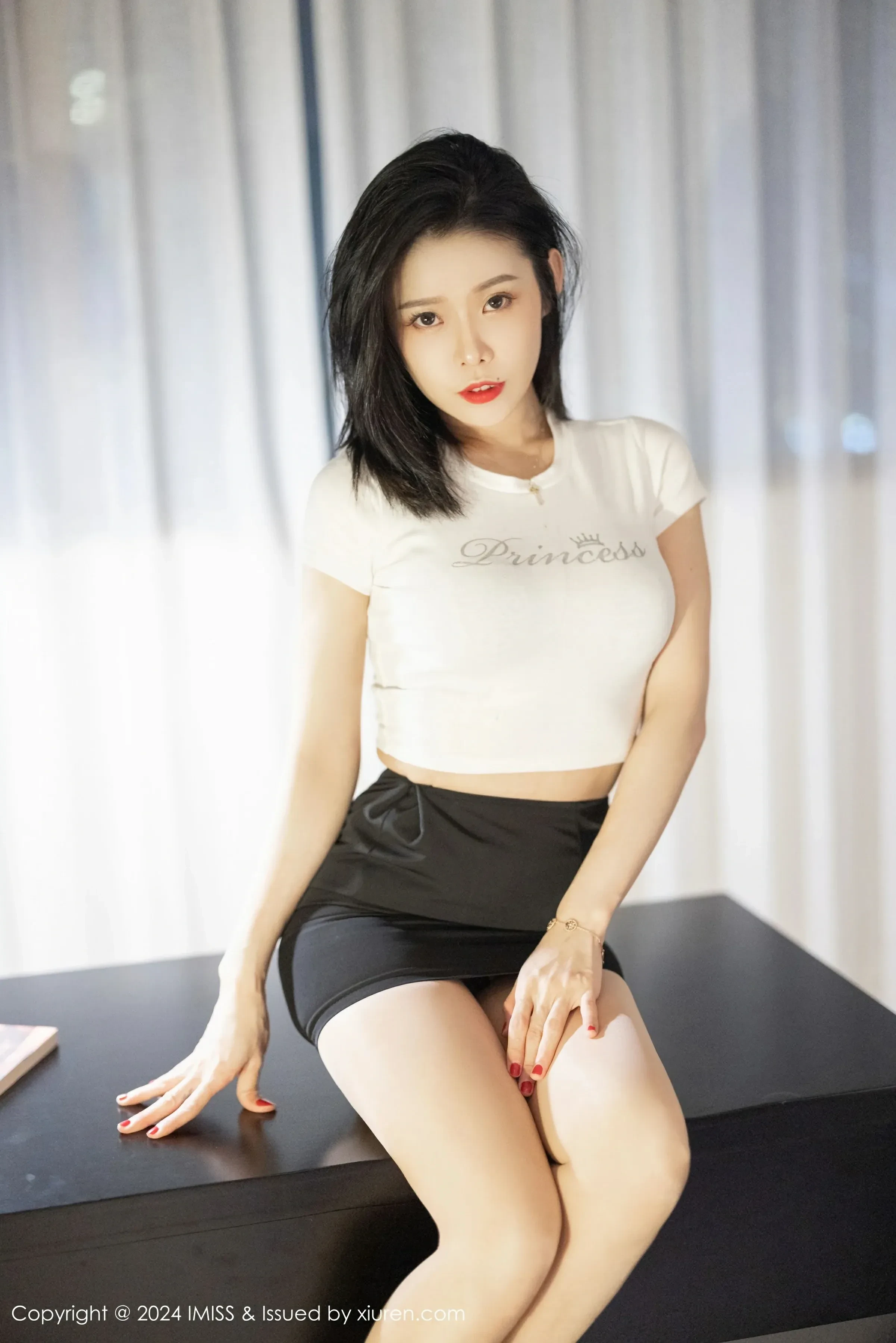 爱蜜社 VOL.777 luvian本能 [39P]