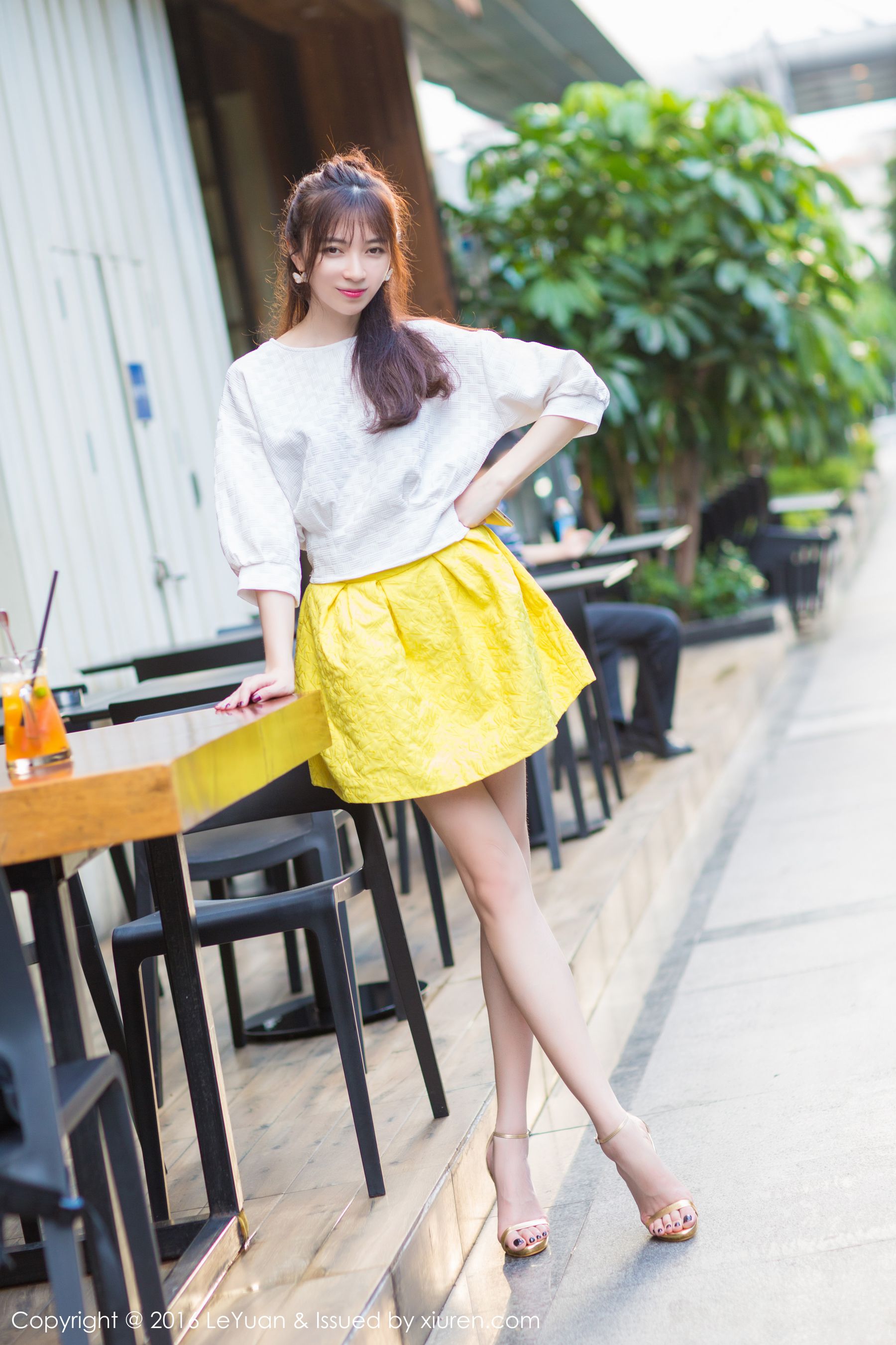 楚琪kiki 《小清新街拍+比基尼系列》 星乐园LeYuan Vol.006 [50P]