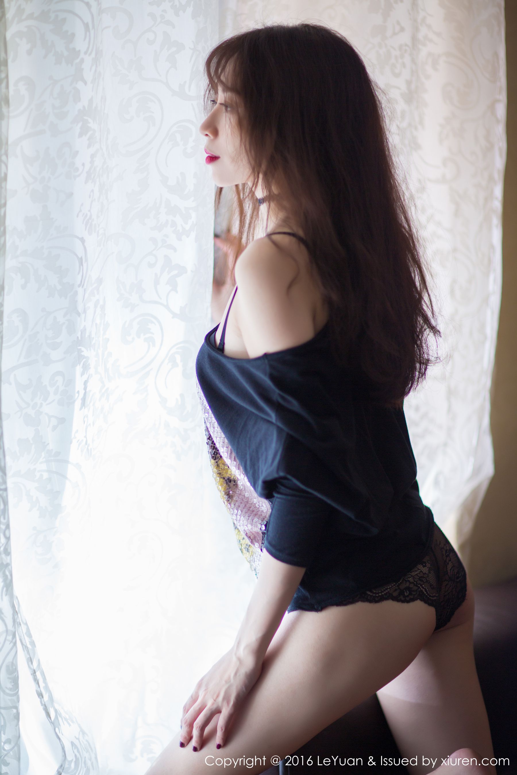 楚琪kiki 《小清新街拍+比基尼系列》 星乐园LeYuan Vol.006 [50P]