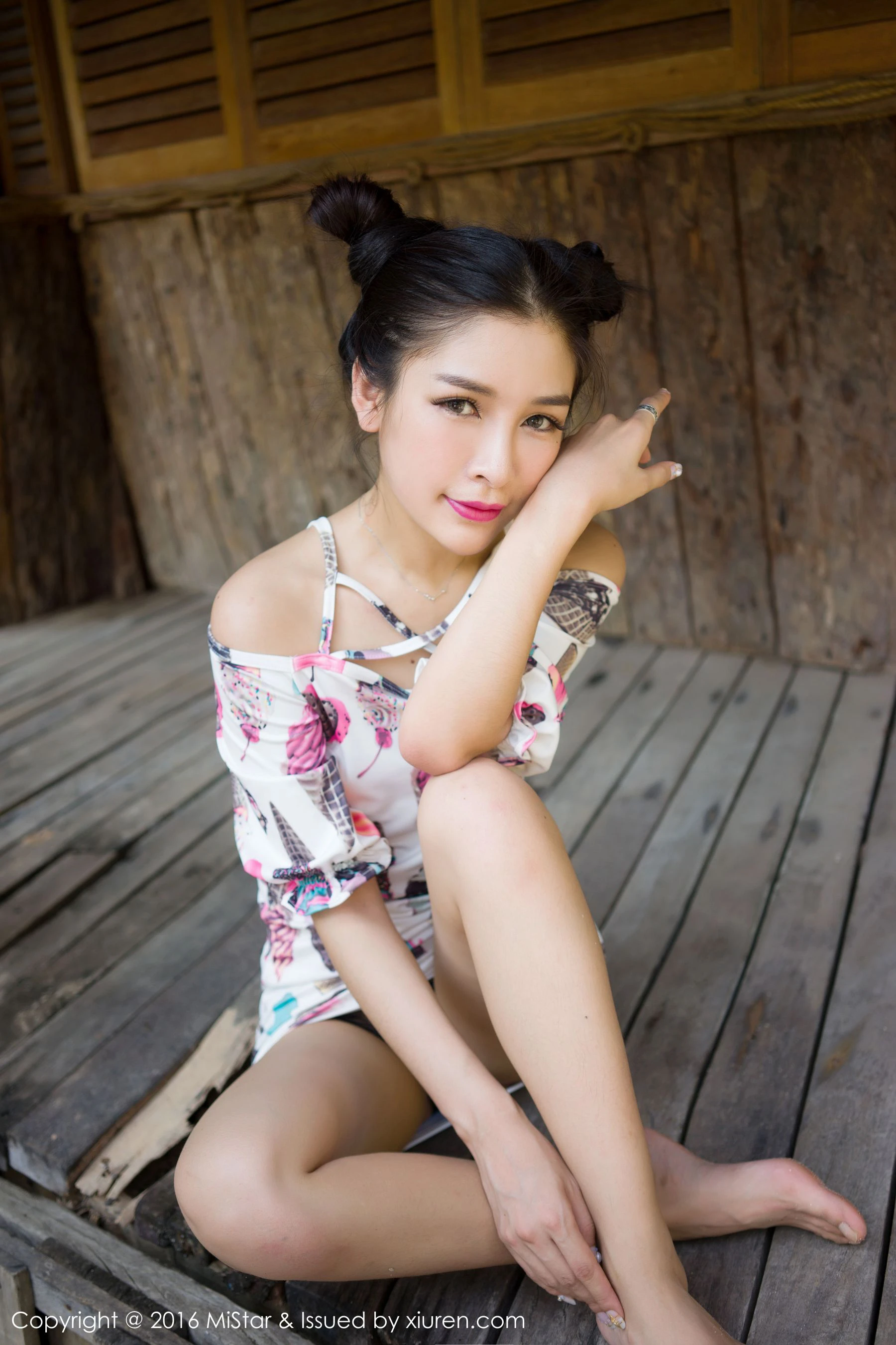 戴小唯《兰卡威旅拍》3套不同风格的服饰 魅妍社 Vol.082