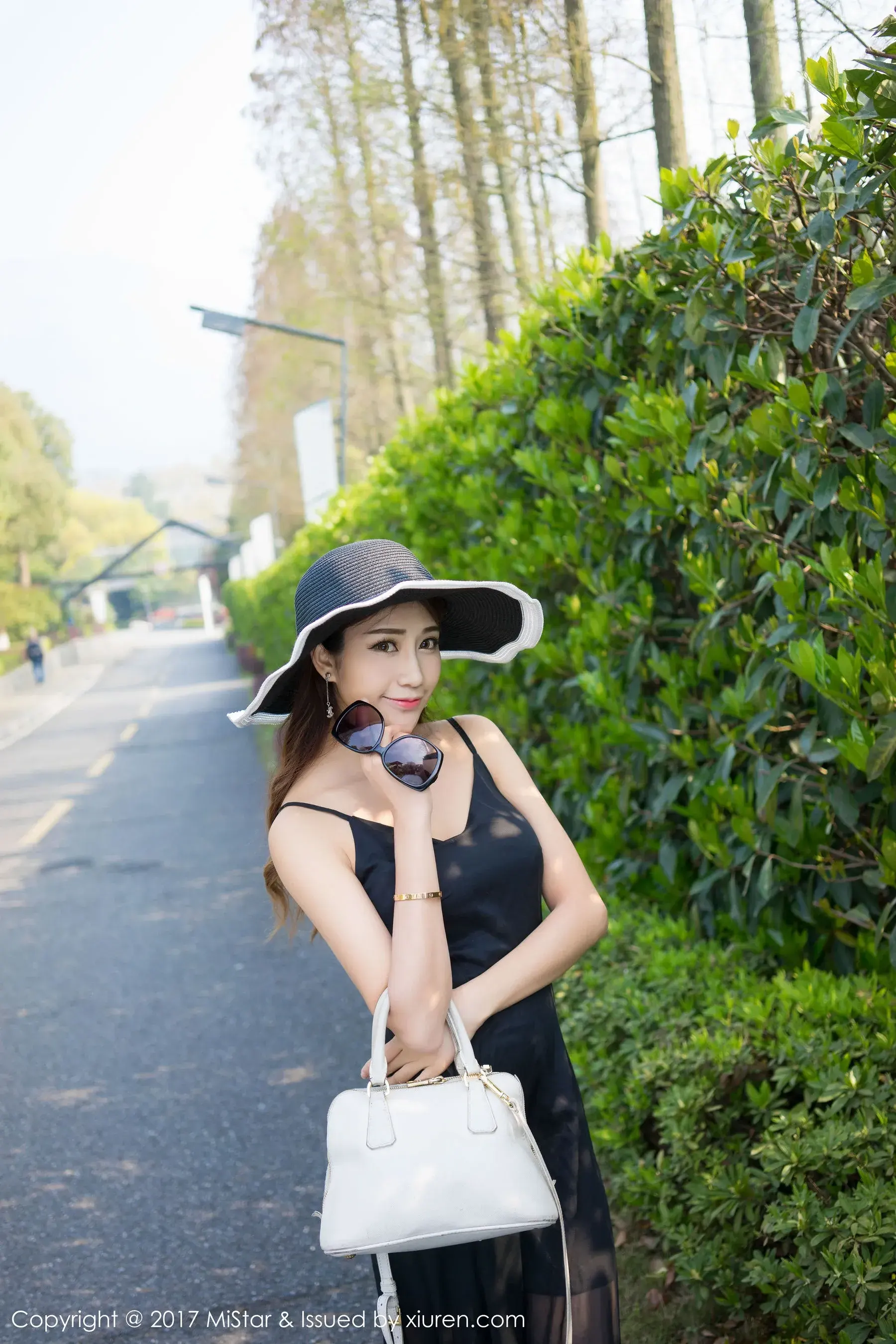 颜值美女@小蕾蕾 &#038;旅拍系列 魅妍社 VOL.169