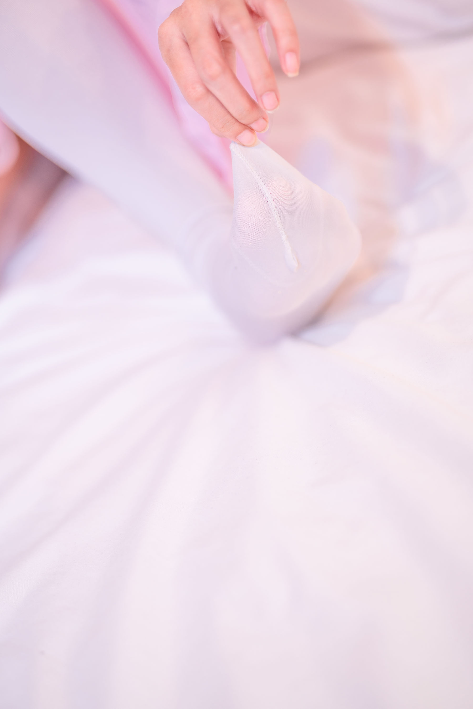 动漫博主蠢沫沫 艾米莉亚的睡衣 [40P]