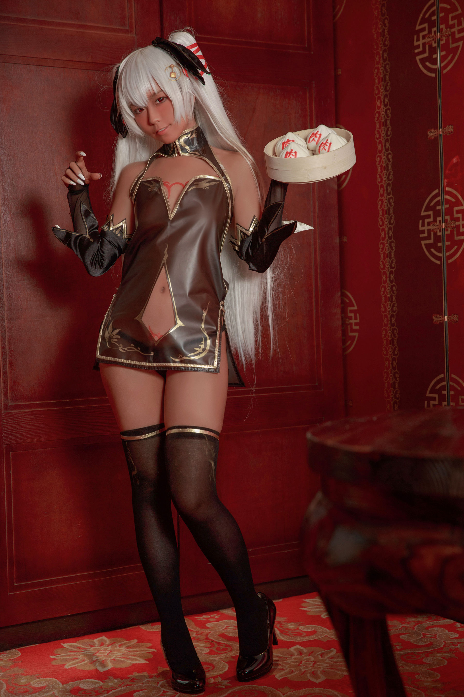 动漫博主G44不会受伤 – 褐色旗袍娘 [18P]