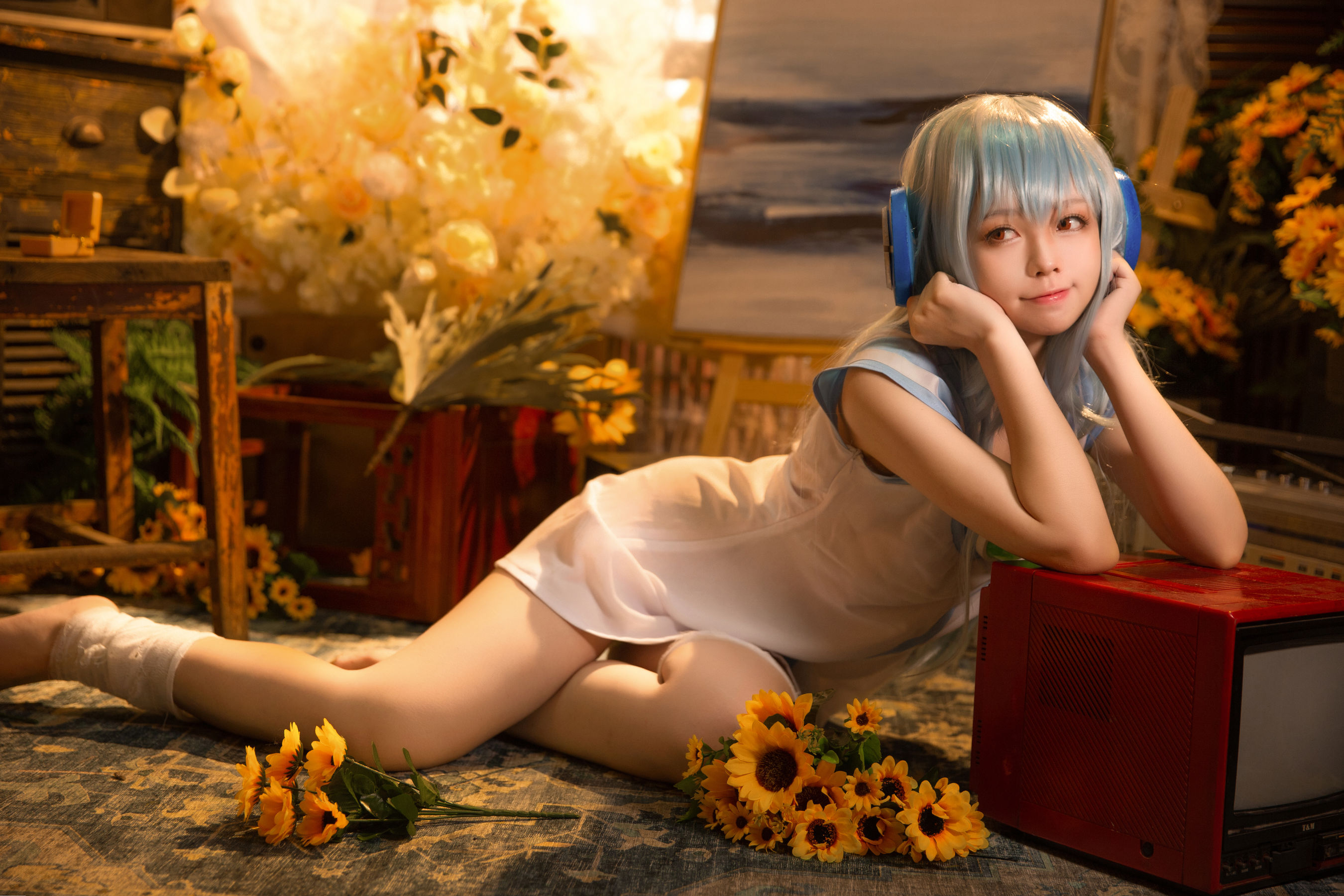 动漫博主G44不会受伤 – 八音盒 [12P]