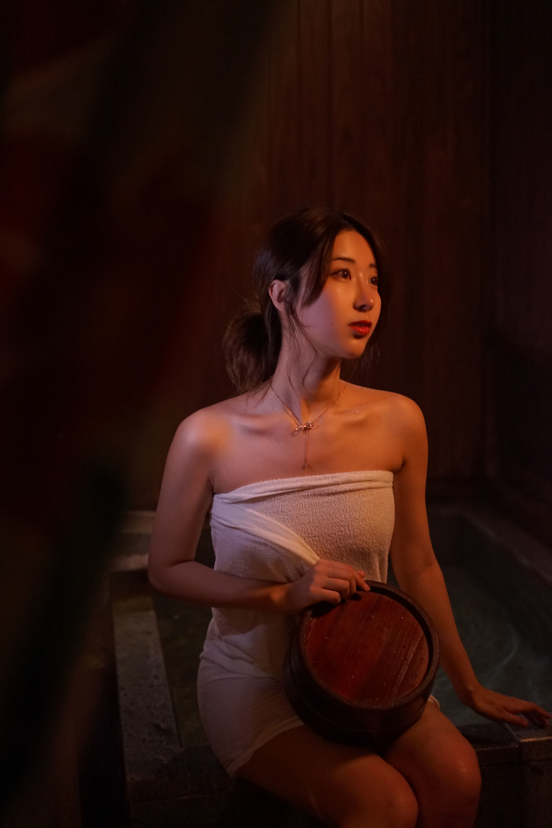 人气Coser黑川 浴巾 [13P]