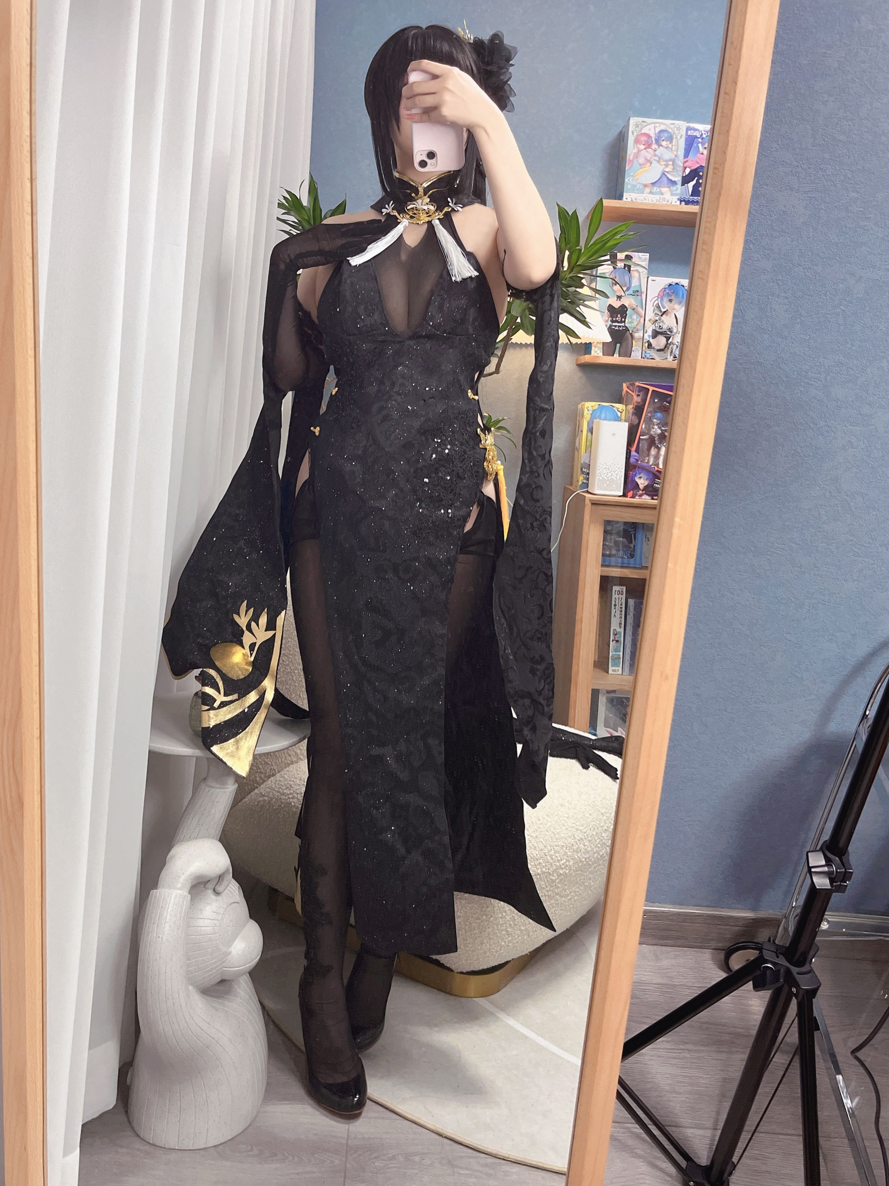 COS福利rioko凉凉子 – 镇海 自拍 [20P]