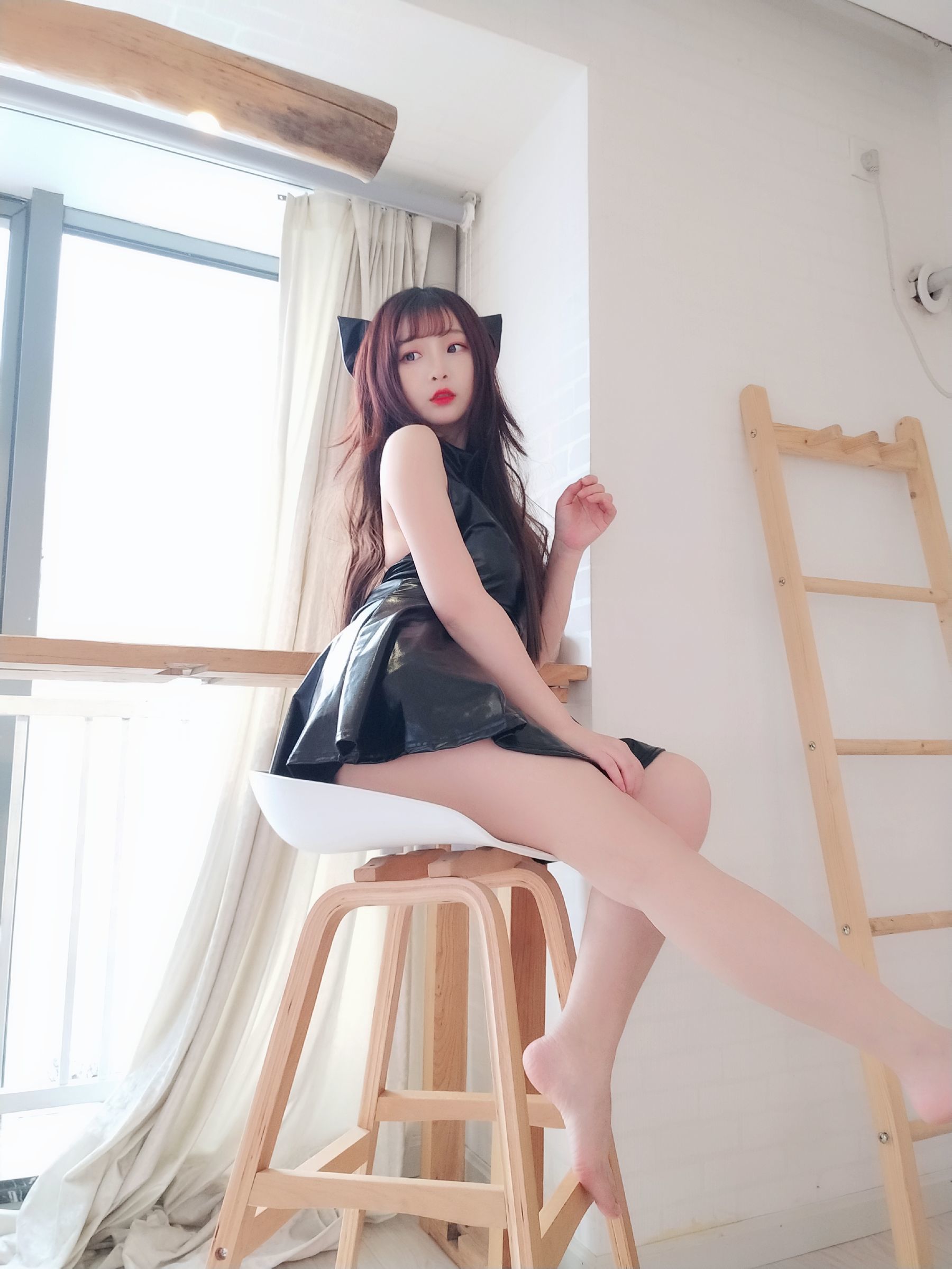 二次元美女古川kagura – 黑亮连衣裙 [35P]