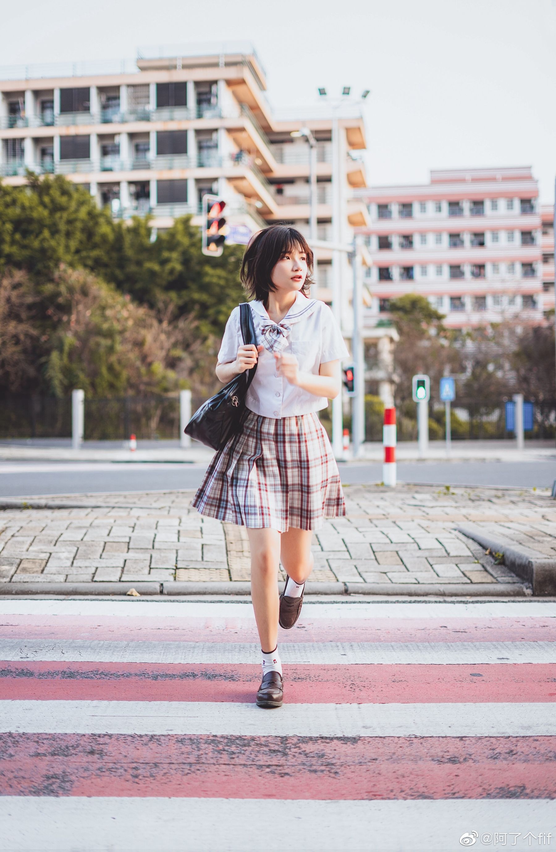 动漫博主阿了个fifi – 阳光JK [9P]