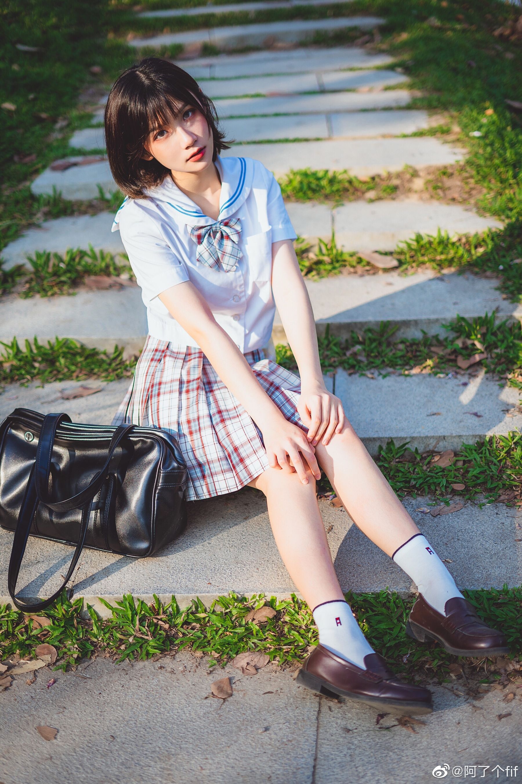 动漫博主阿了个fifi – 阳光JK [9P]