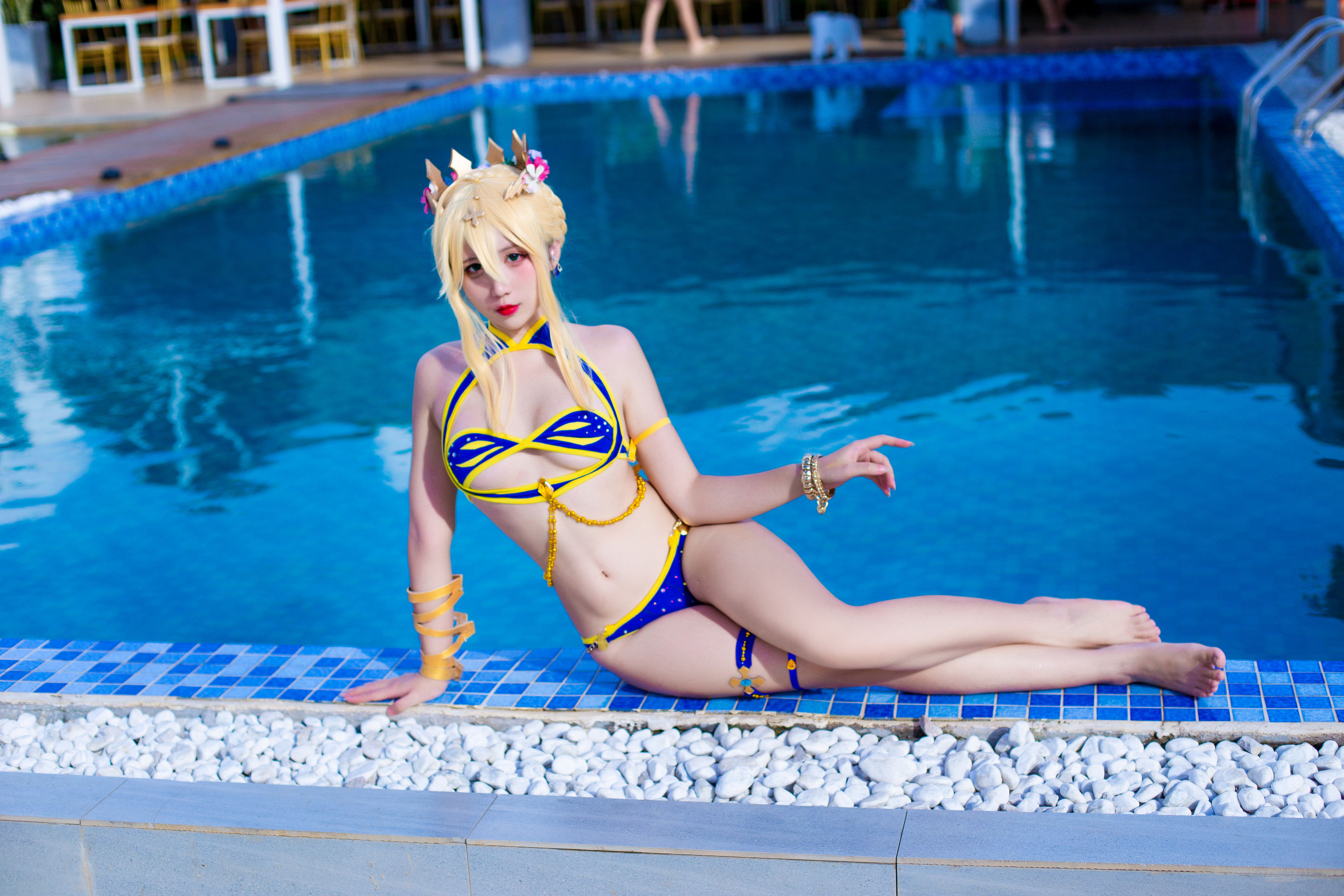 动漫博主九曲Jean – 白枪呆同人泳装 [16P]