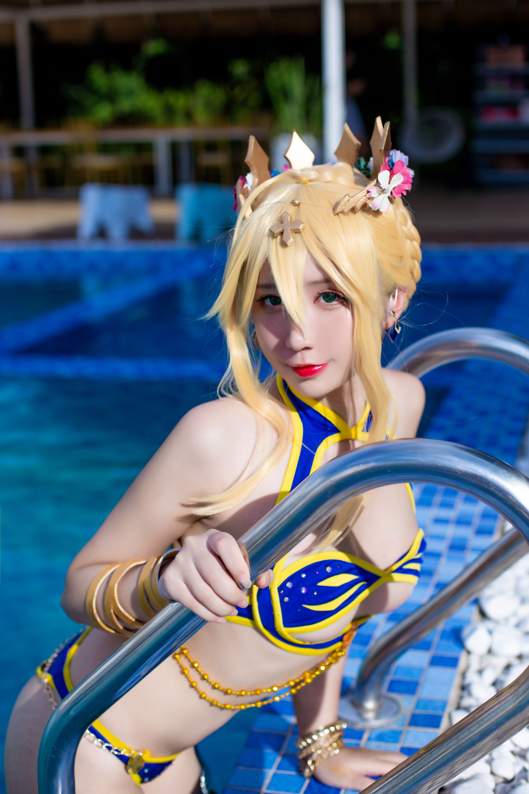 动漫博主九曲Jean – 白枪呆同人泳装 [16P]