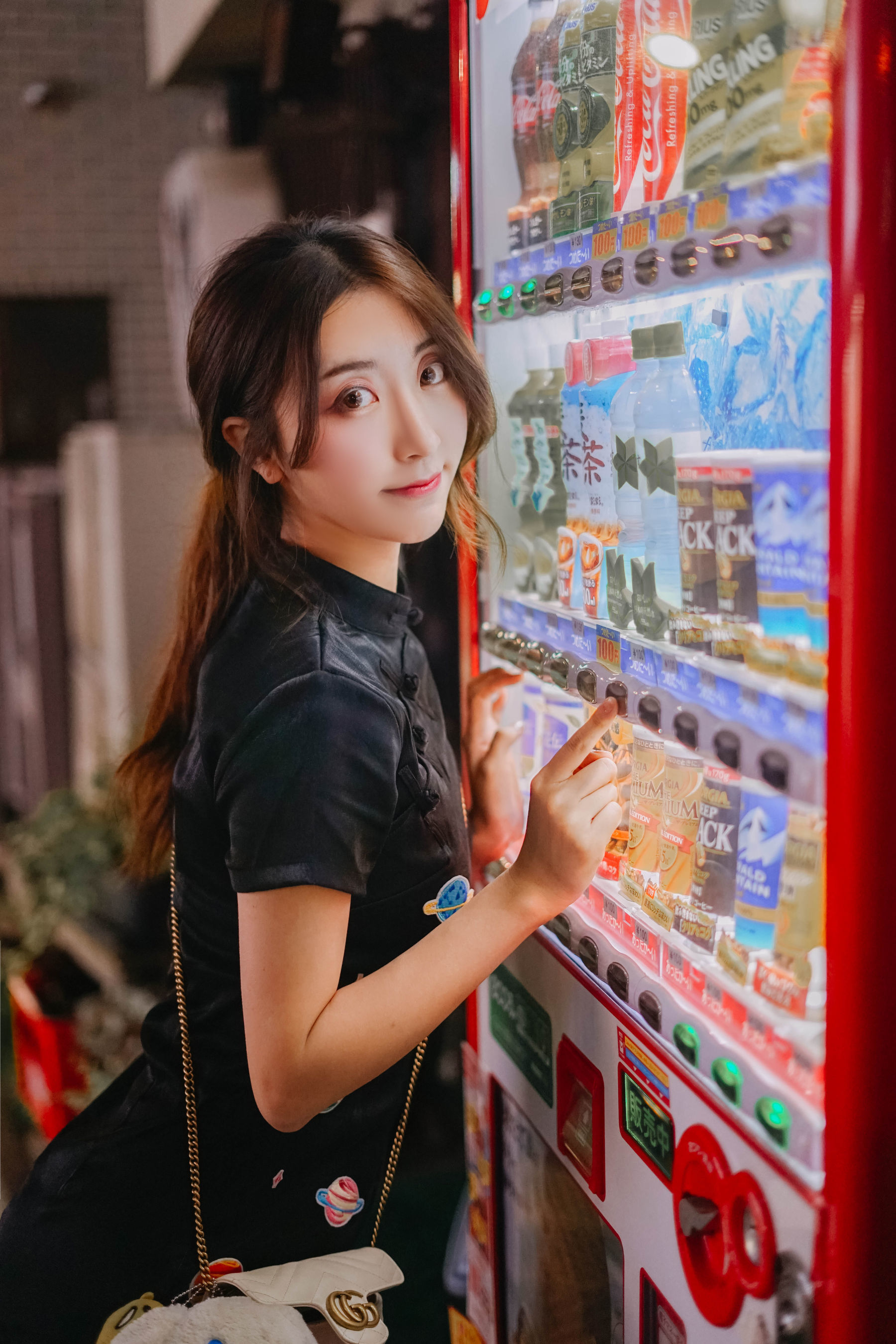 人气Coser黑川 旗袍 [11P]