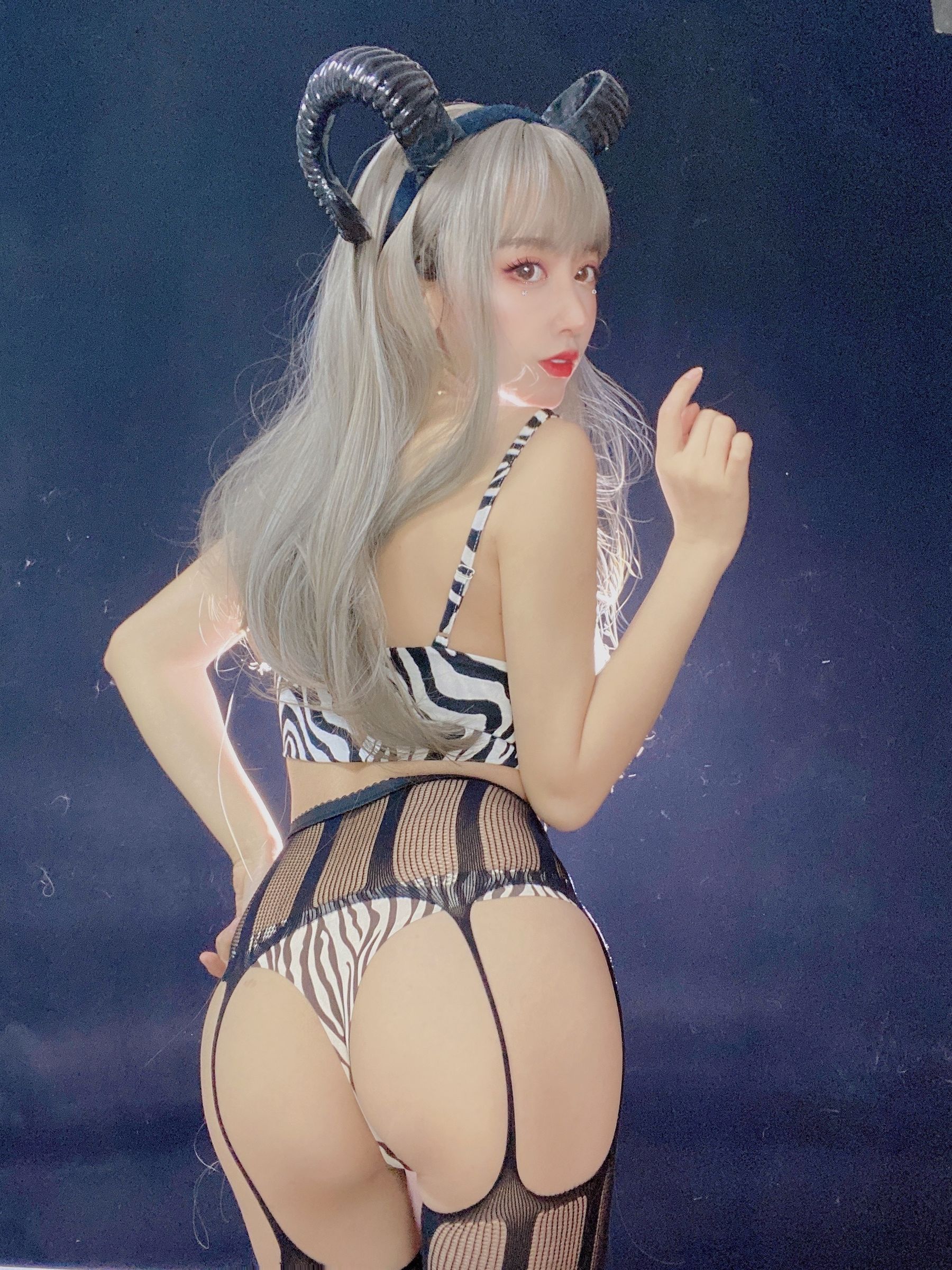 斗鱼米线线sama – 魅魔 [38P]