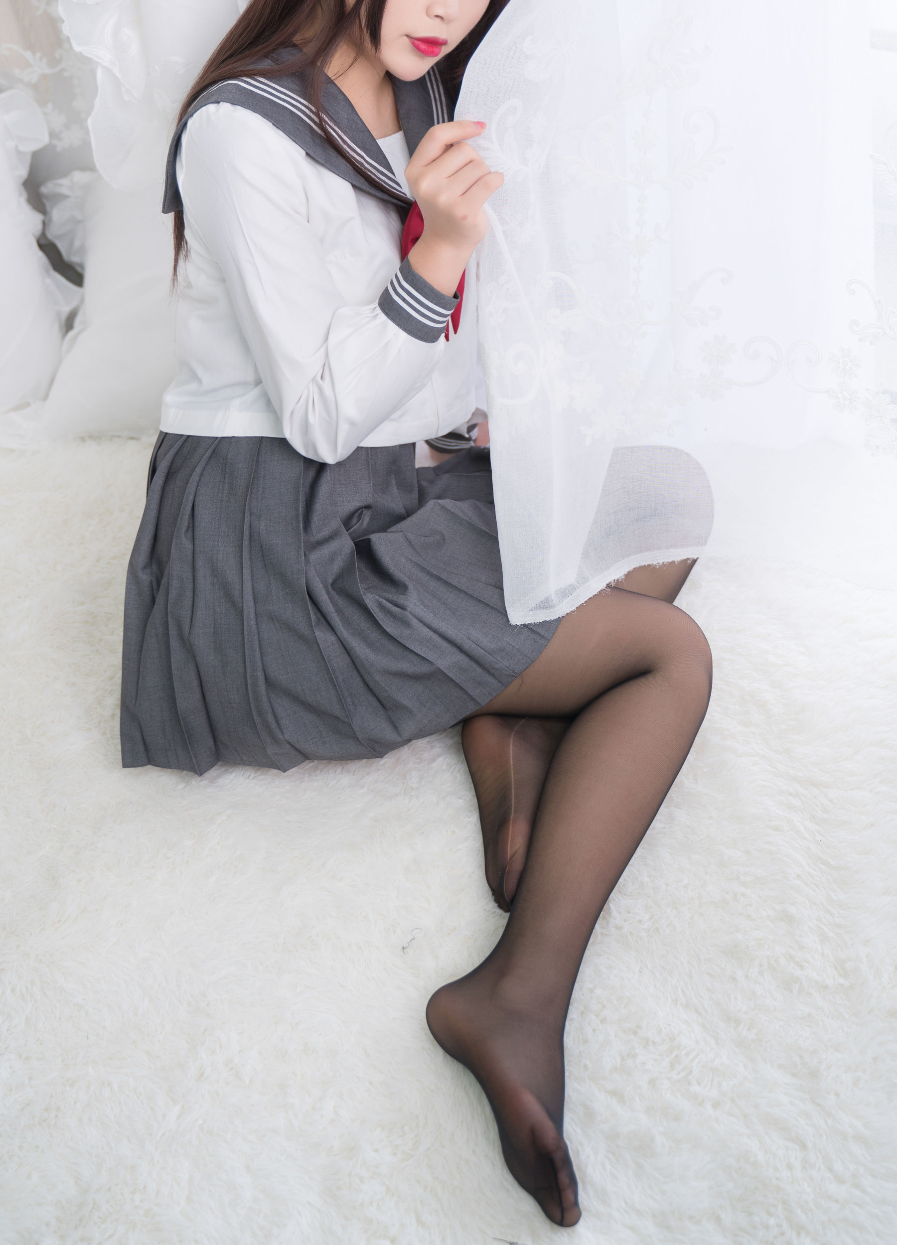 [Cosplay写真] 萌系小姐姐-白烨- – 黑丝制服少女 [60P]
