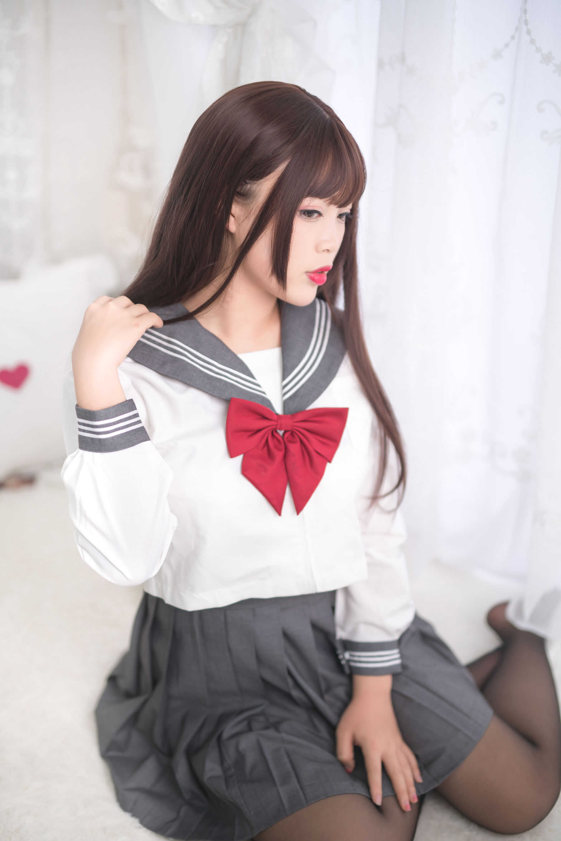[Cosplay写真] 萌系小姐姐-白烨- – 黑丝制服少女 [60P]