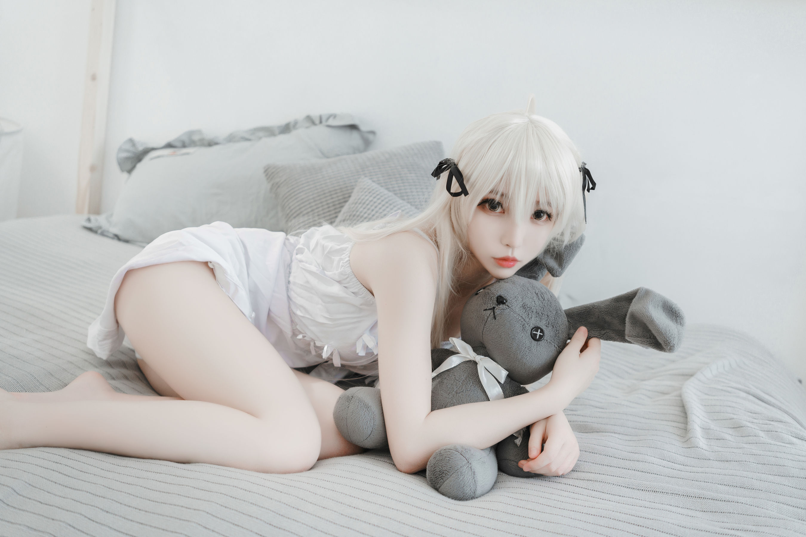 萌妹白易子教主 白裙 [36P]