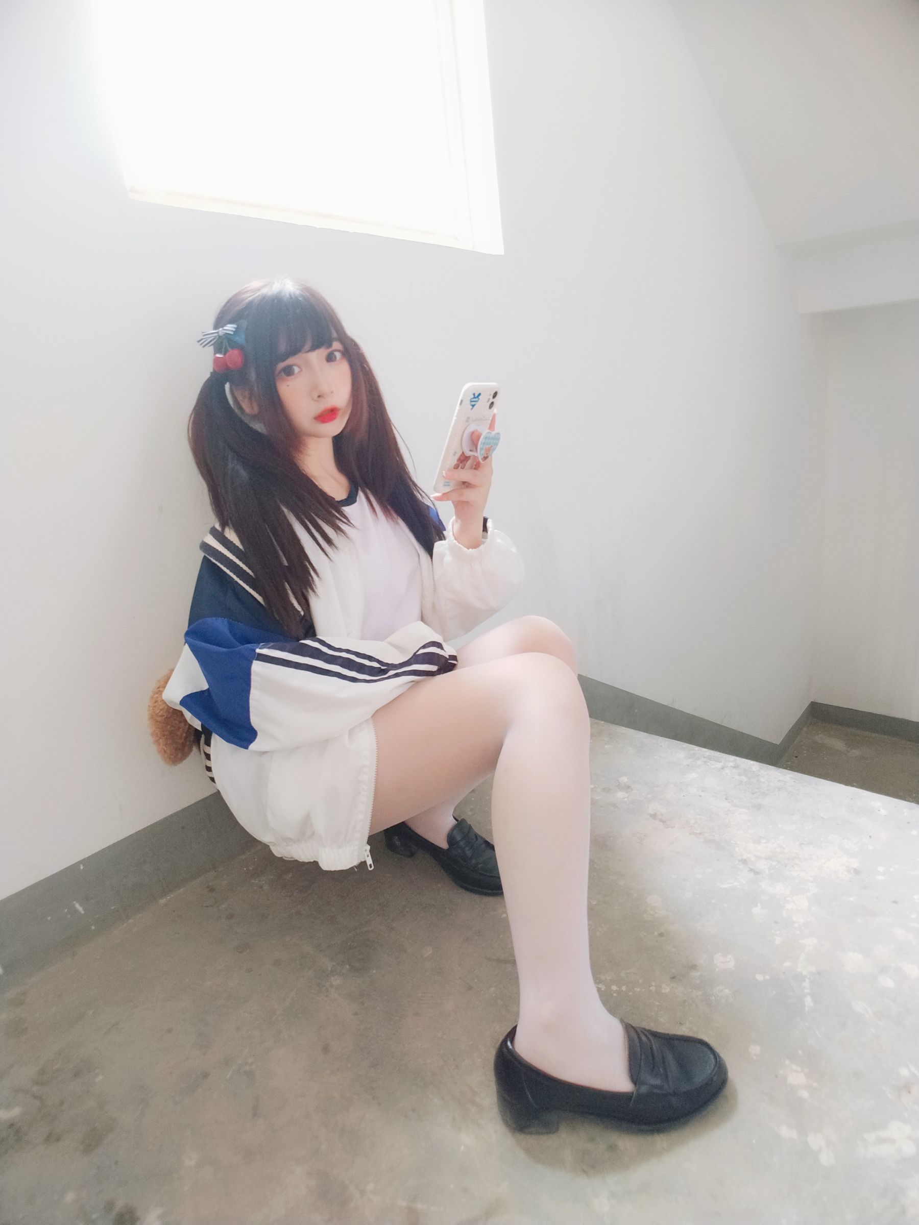 二次元美女古川kagura – 白丝体操运动服 [43P]