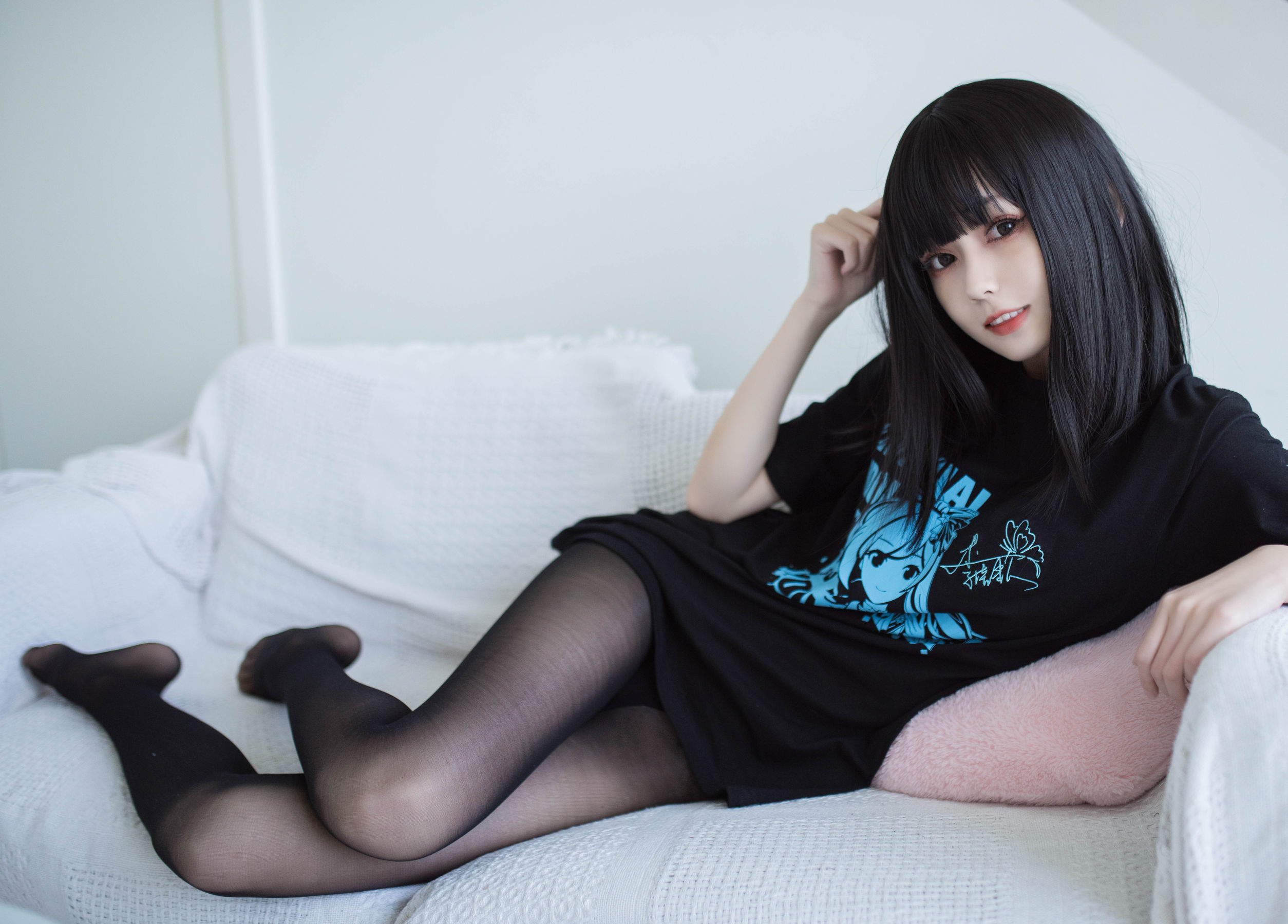 [萝莉COS] 小妖精你的负卿 – 居家私服+穹妹女仆 [17P]