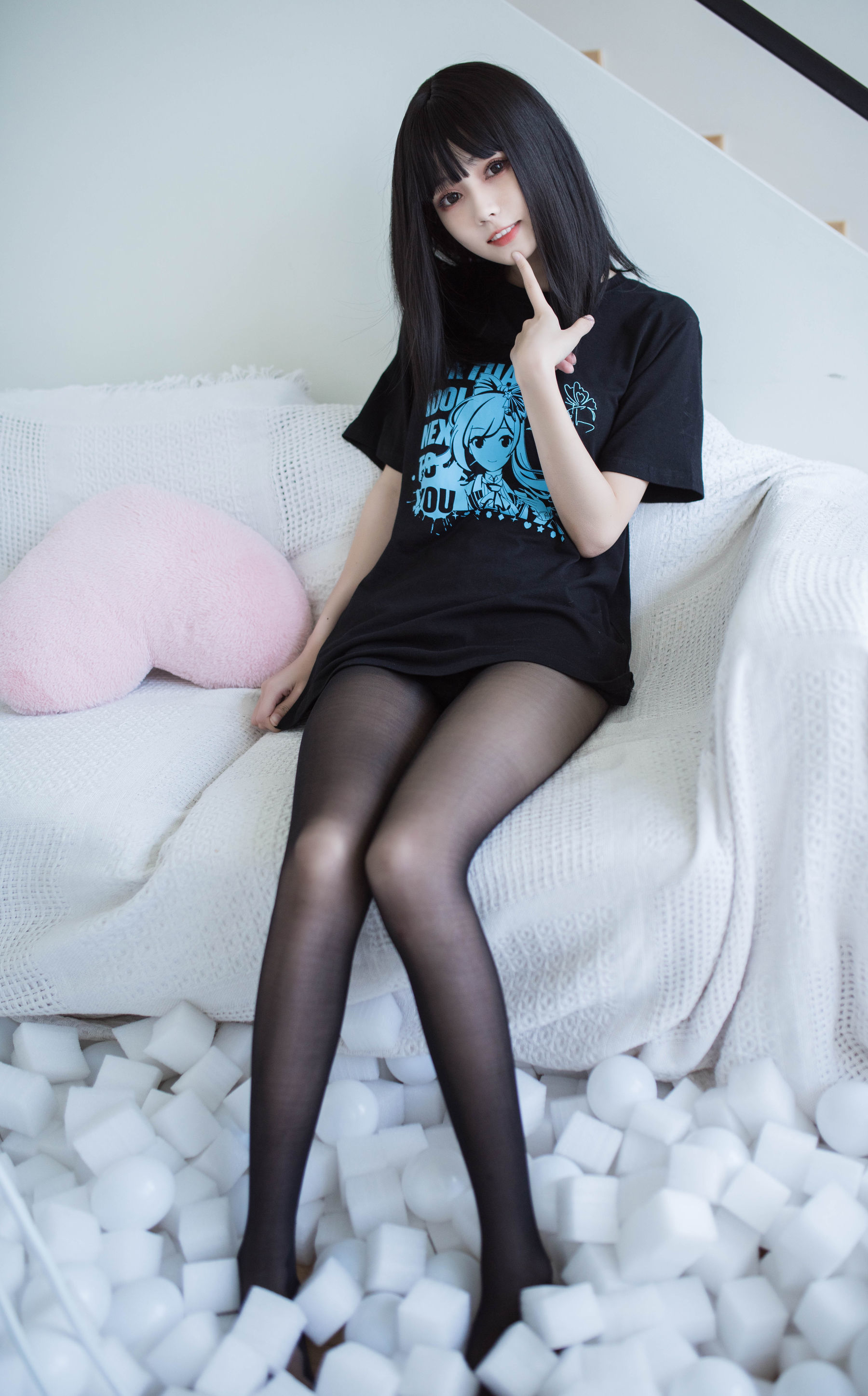 [萝莉COS] 小妖精你的负卿 – 居家私服+穹妹女仆 [17P]