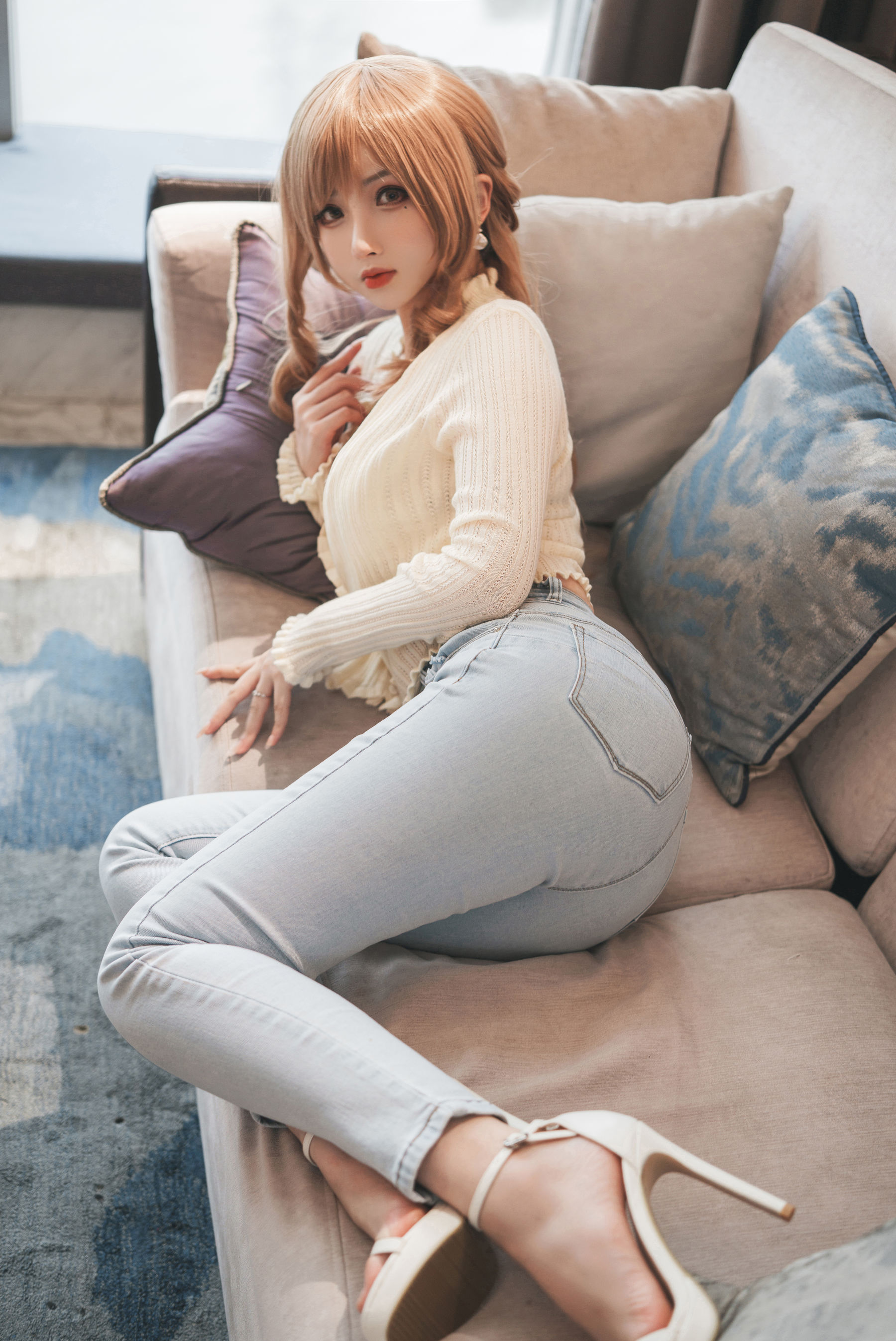 COS福利rioko凉凉子 – 兔女郎人妻 下班后 [30P]