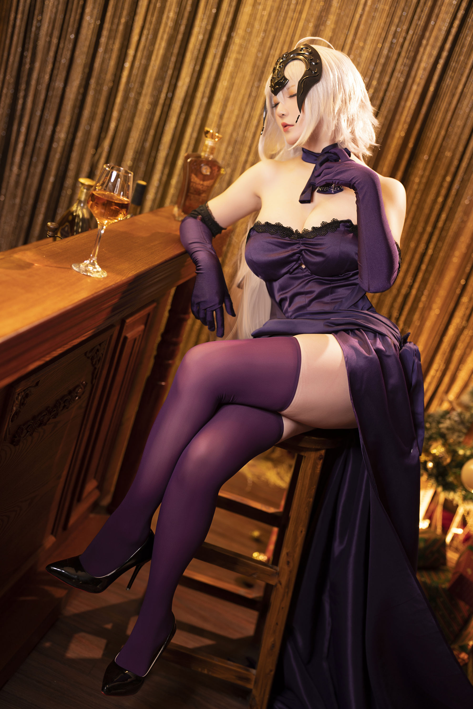 Coser小姐姐星之迟迟 – 圣诞节 黑贞 [41P]