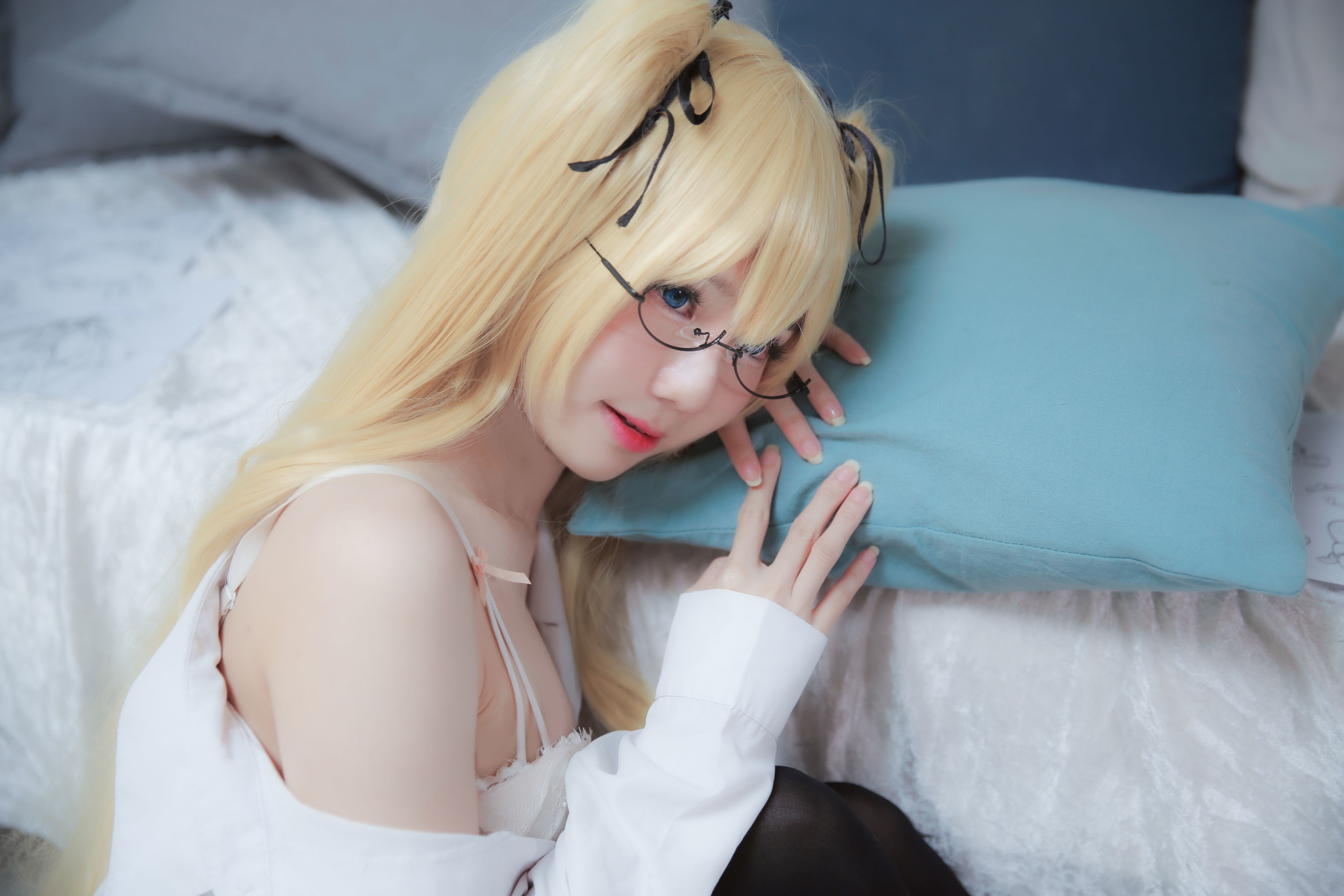 Sally Dorasnow – Eriri School Girl [43P]