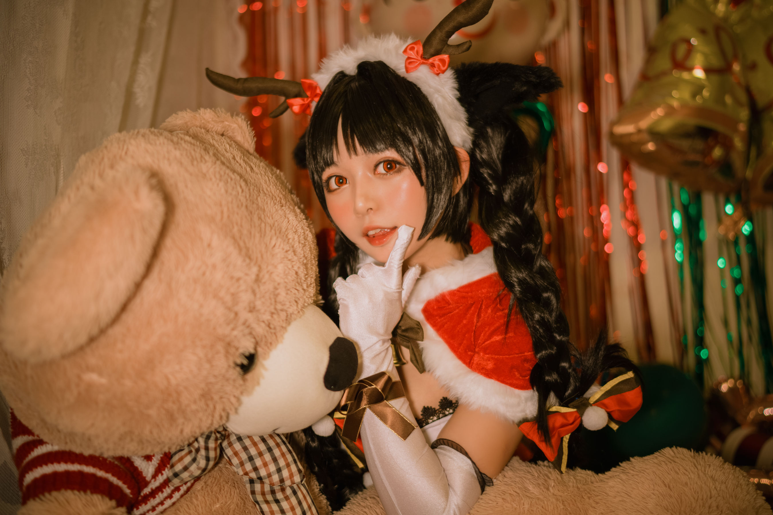 大眼萌妹黑猫猫OvO – 大潮圣诞 [16P]