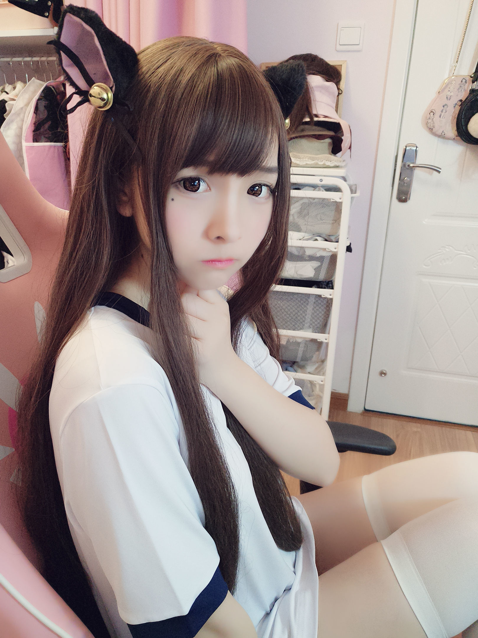 二次元美女古川kagura – 猫耳体操 [11P]