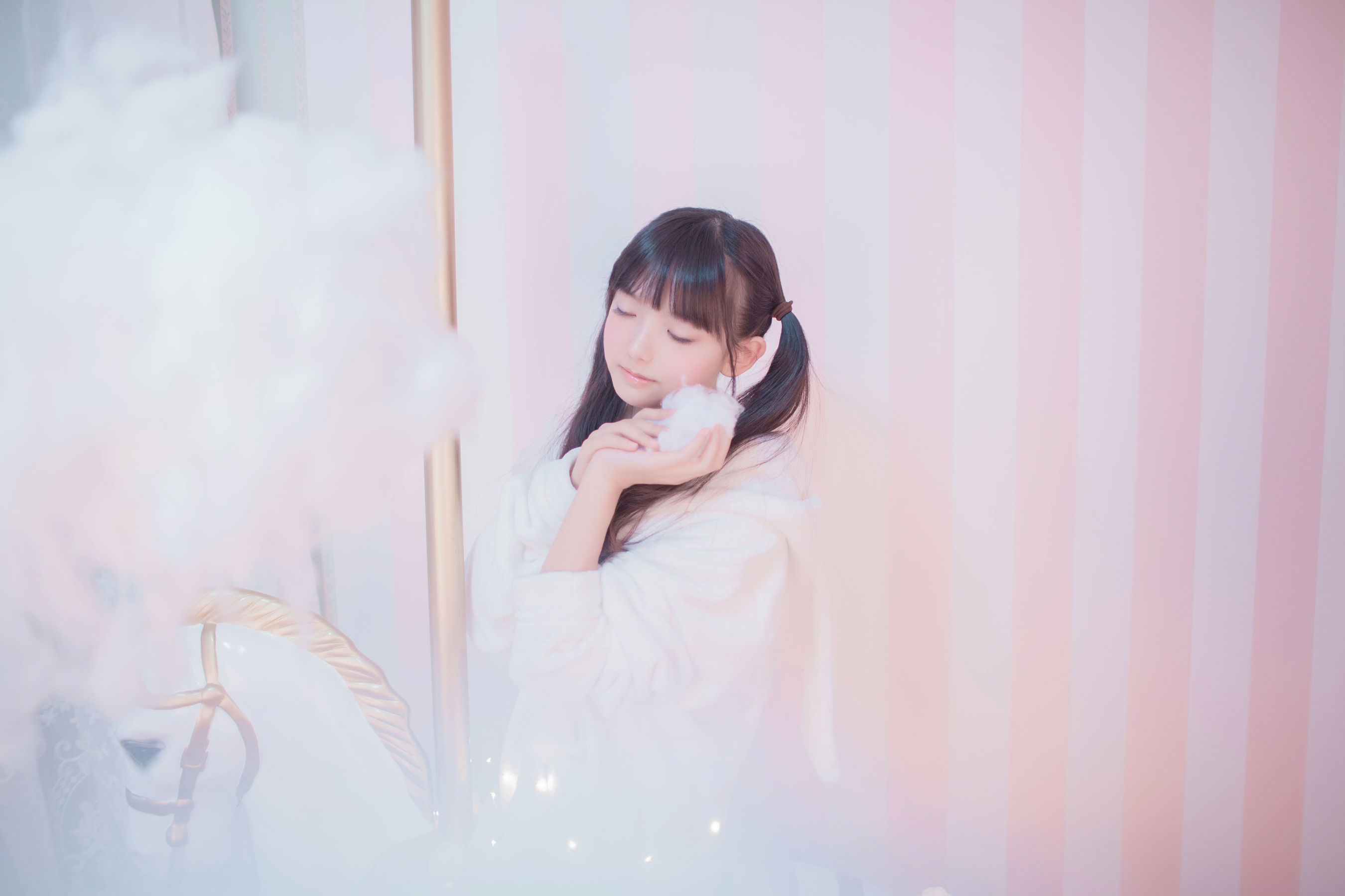 可爱妹妹樱群 玻璃罩下的旋转木马 [21P]