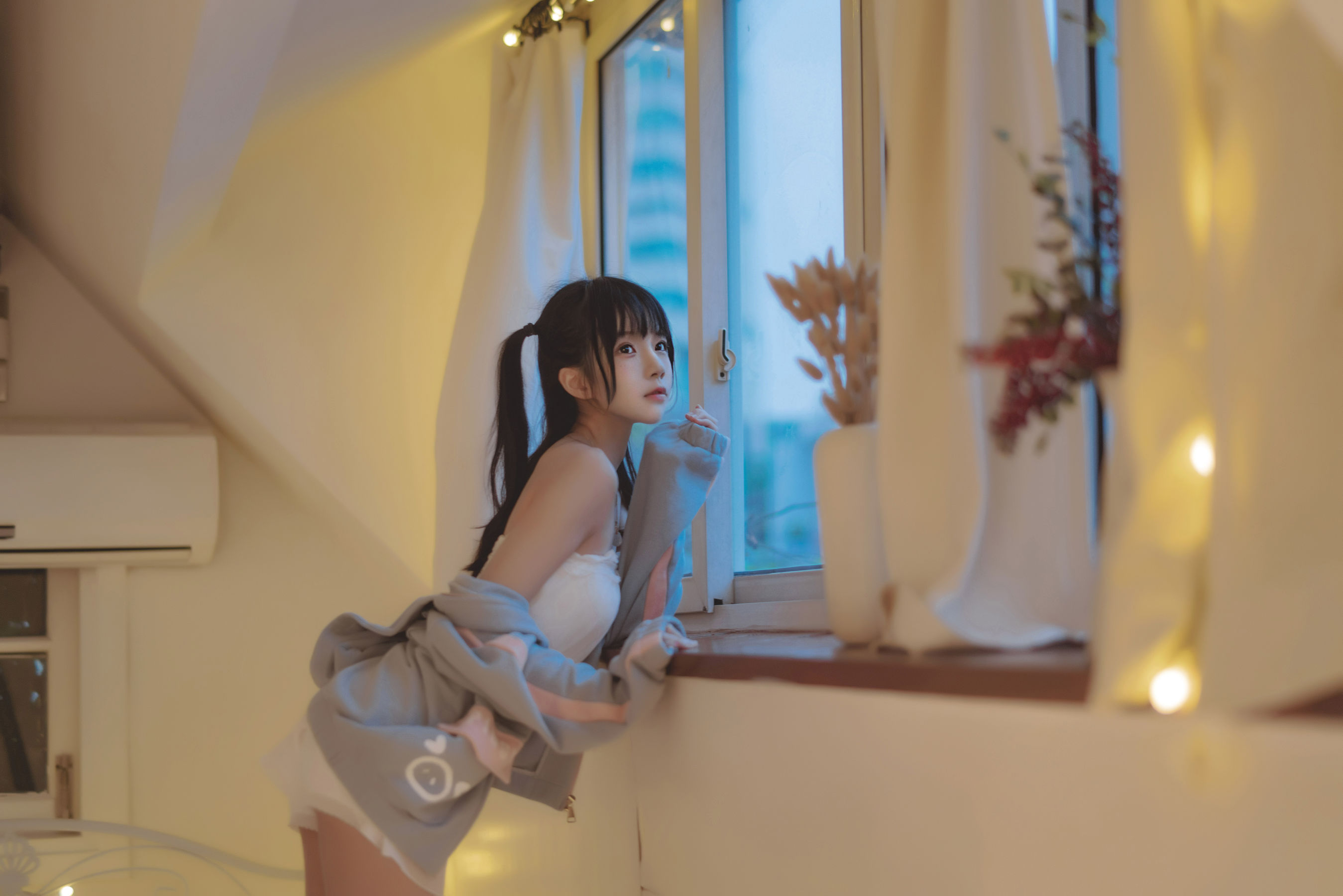 桜桃喵 – 碎星 [19P]