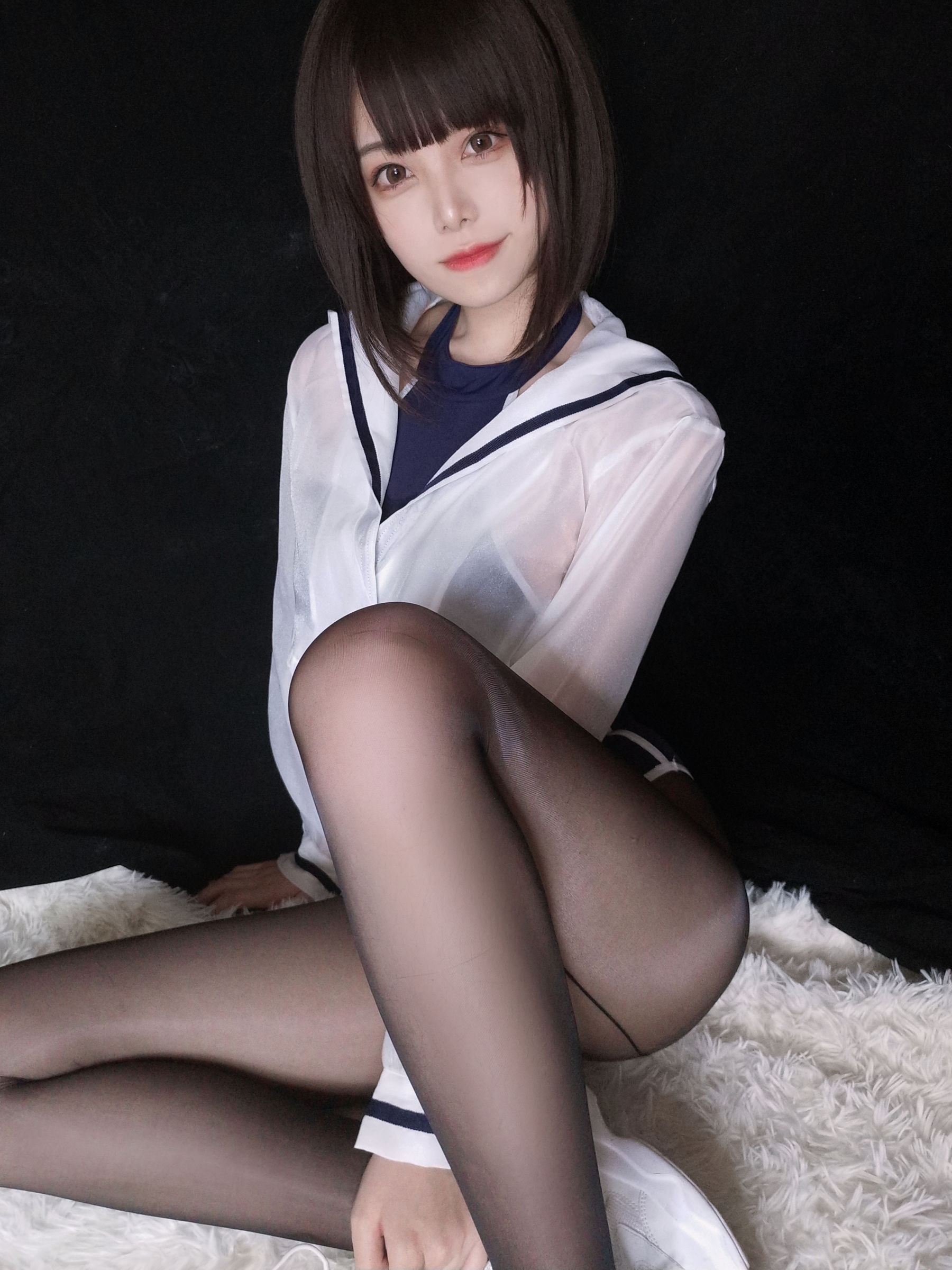 萌系小姐姐蜜汁猫裘 – 水着 [34P]