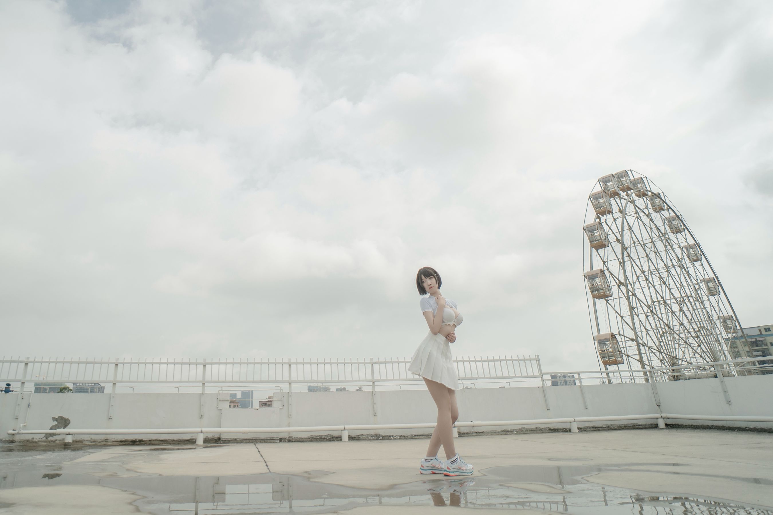 鬼马少女阿薰kaOri – 天台 [82P]