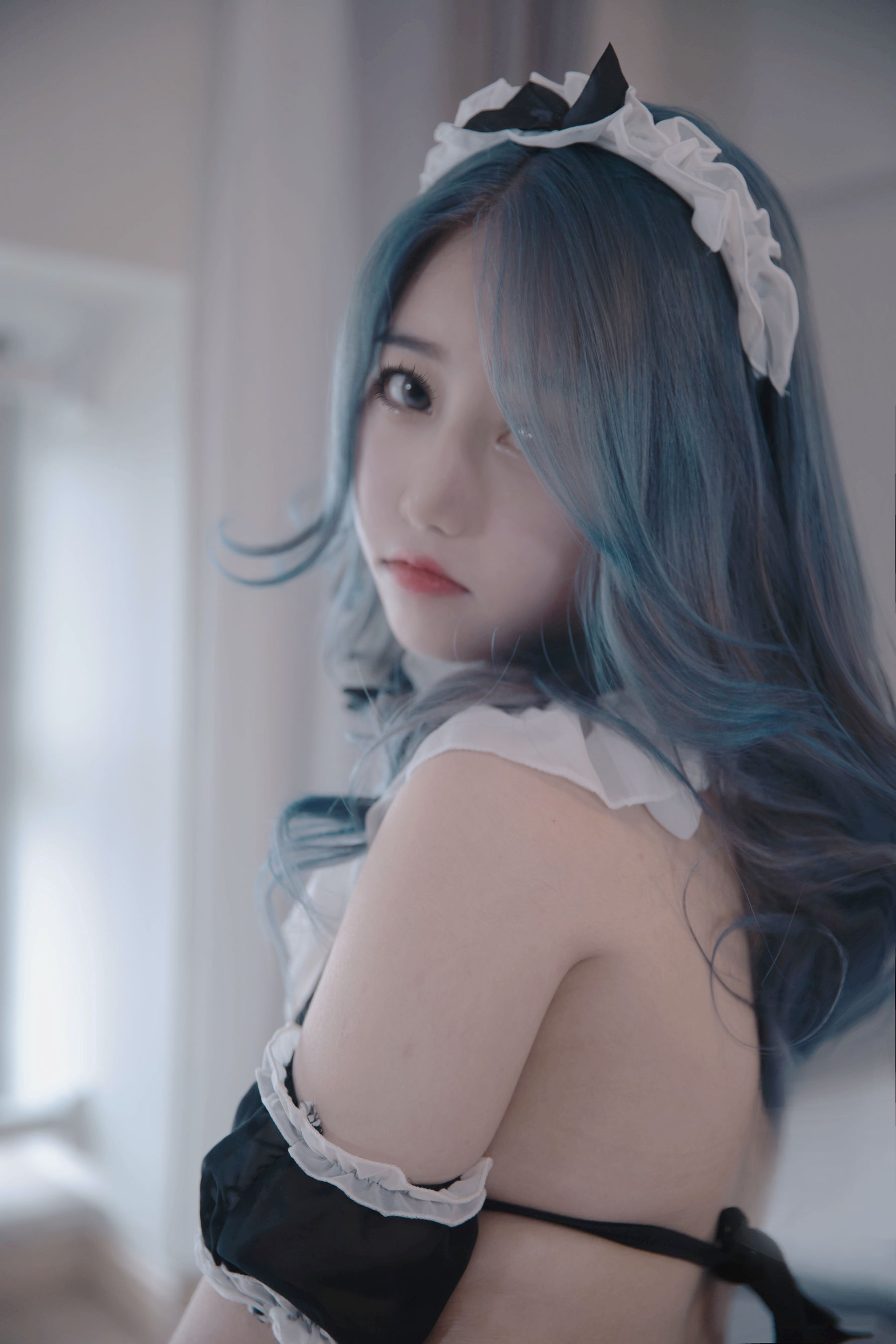 eloise软软 – 三点与黑丝 [30P]