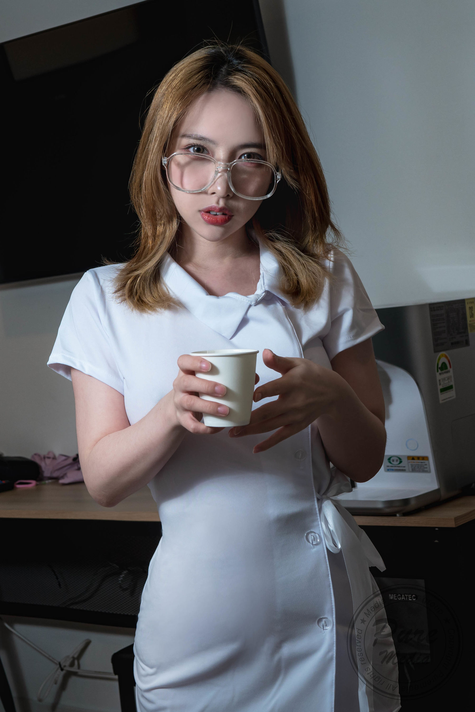 [PURE RIBBON] Vol.206 – Uhye [99P]