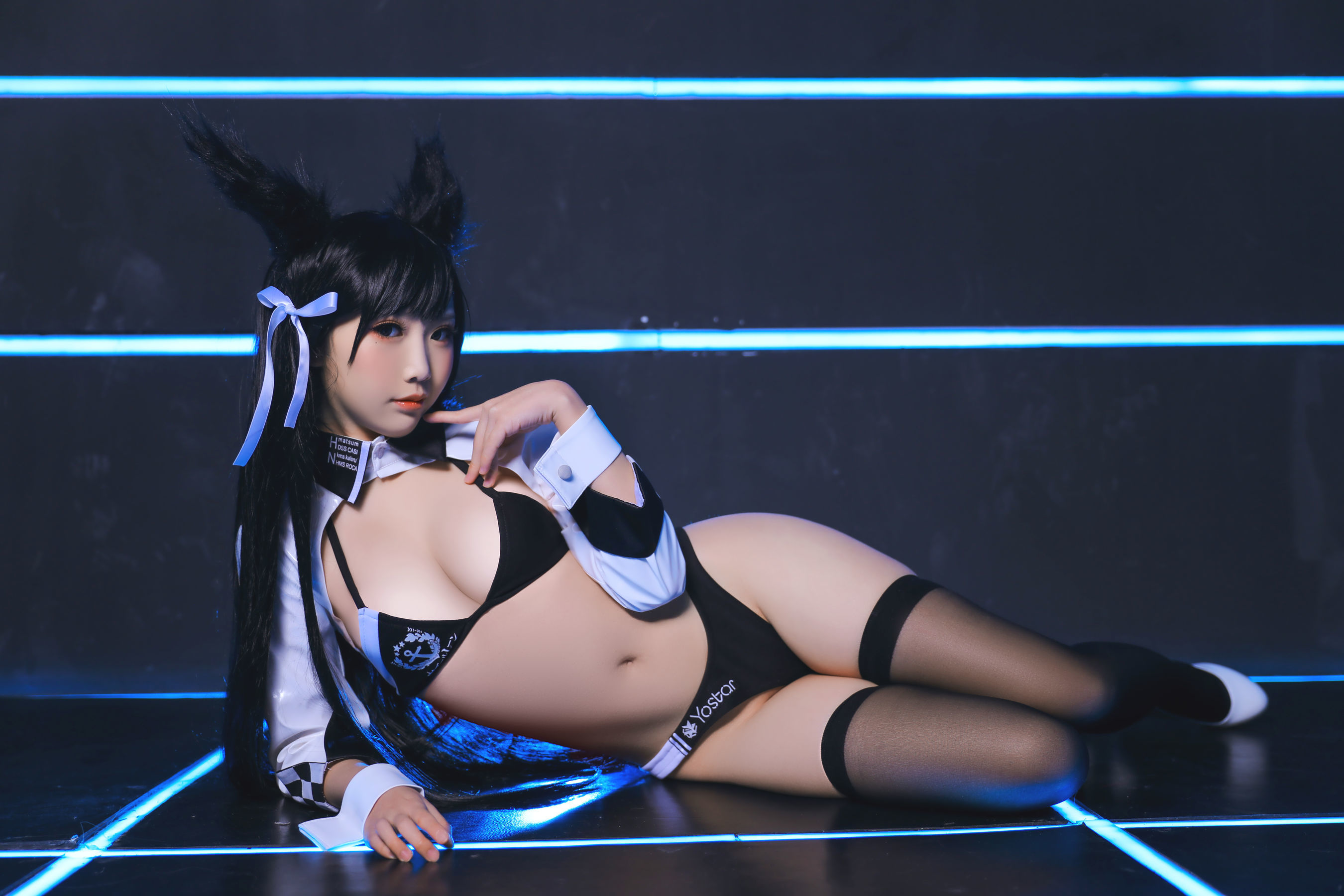 [萝莉COS] 面饼仙儿 – 爱宕赛车娘 [17P]