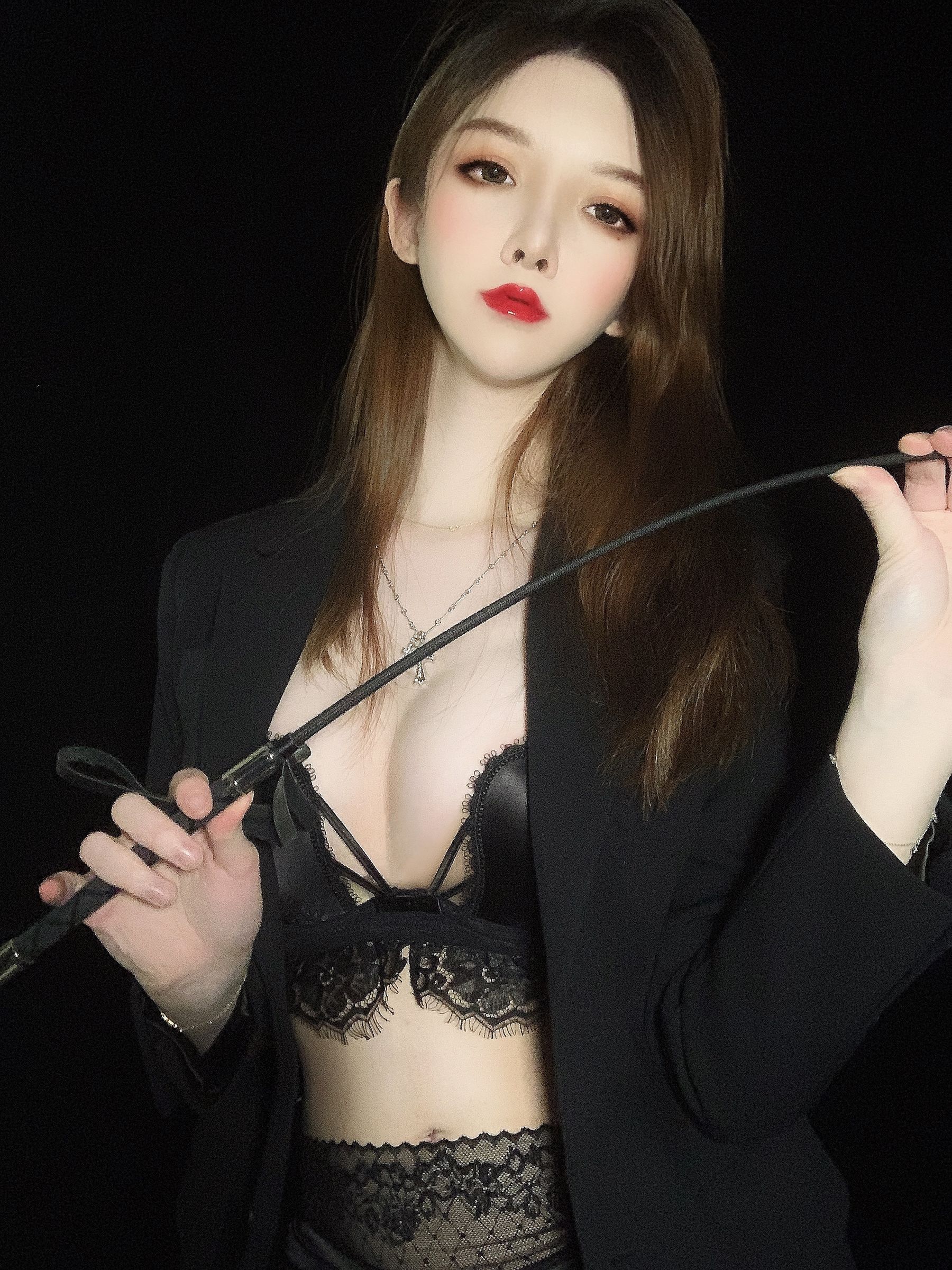 一小央泽 – 优雅的坏女人罢了 [35P]